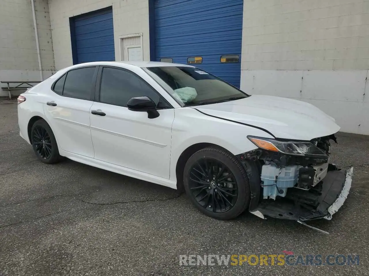 4 Photograph of a damaged car 4T1G11AK7LU340322 TOYOTA CAMRY 2020