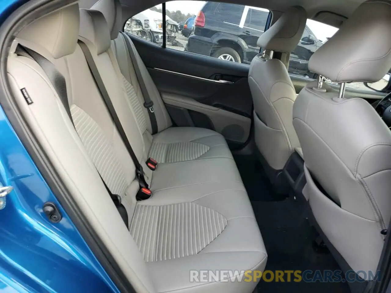 11 Фотография поврежденного автомобиля 4T1G11AK7LU352924 TOYOTA CAMRY 2020