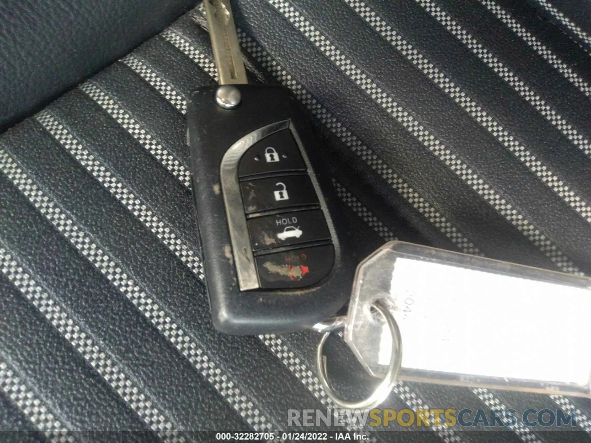 11 Фотография поврежденного автомобиля 4T1G11AK7LU362868 TOYOTA CAMRY 2020