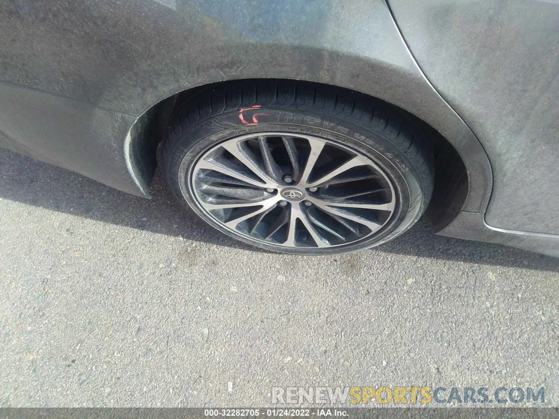 16 Фотография поврежденного автомобиля 4T1G11AK7LU362868 TOYOTA CAMRY 2020
