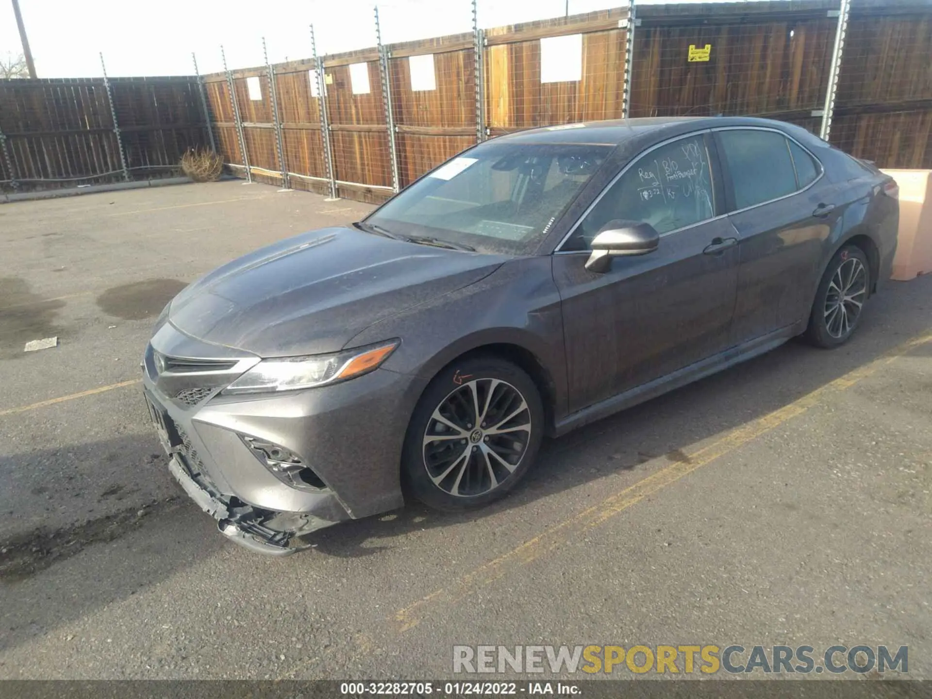 2 Фотография поврежденного автомобиля 4T1G11AK7LU362868 TOYOTA CAMRY 2020