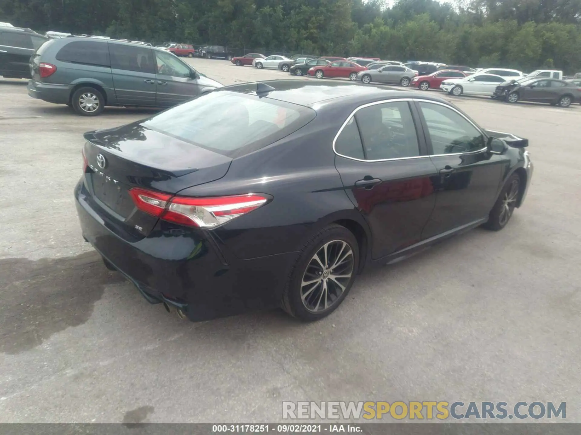 4 Фотография поврежденного автомобиля 4T1G11AK7LU364779 TOYOTA CAMRY 2020
