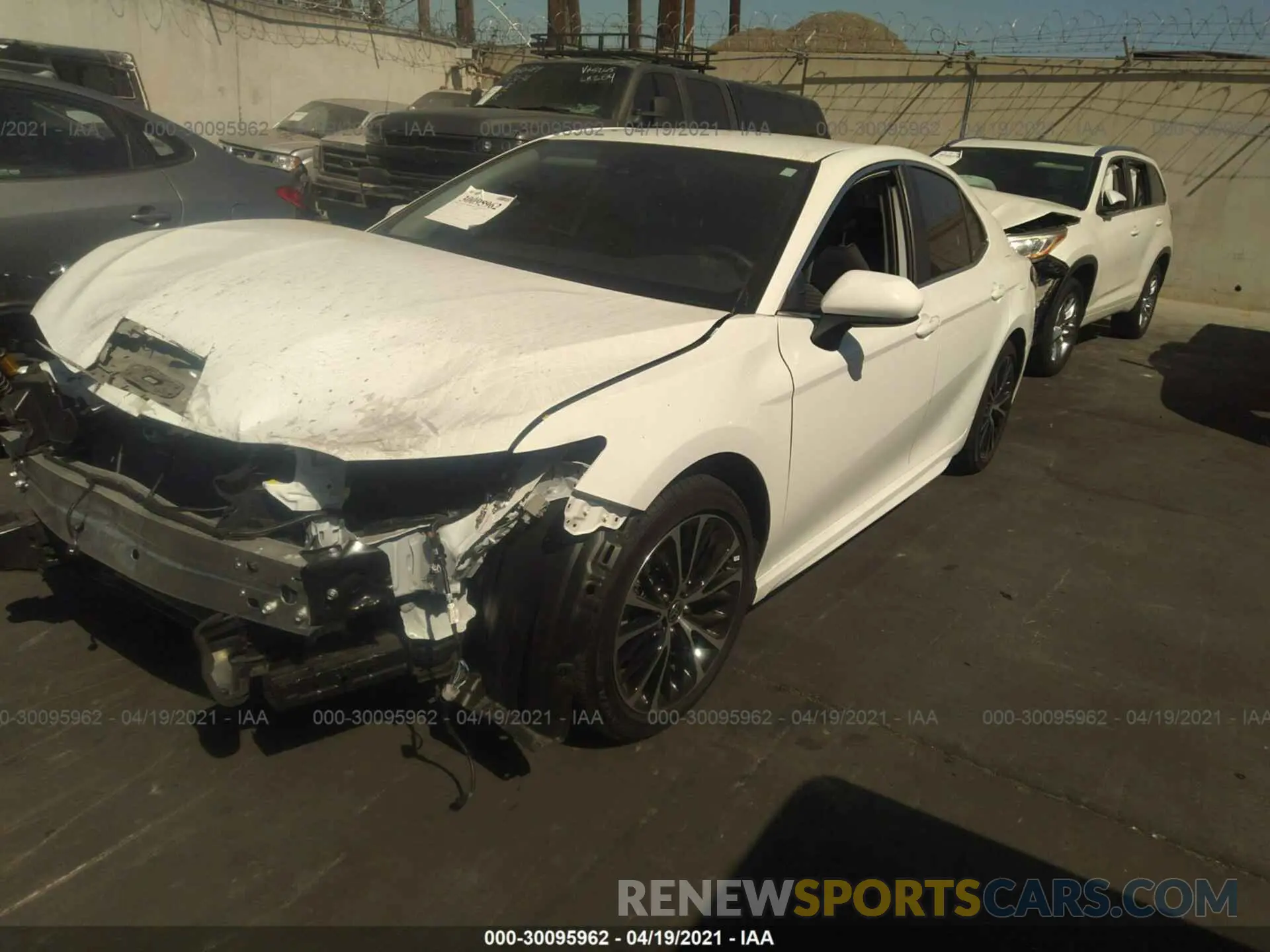 2 Photograph of a damaged car 4T1G11AK7LU373997 TOYOTA CAMRY 2020