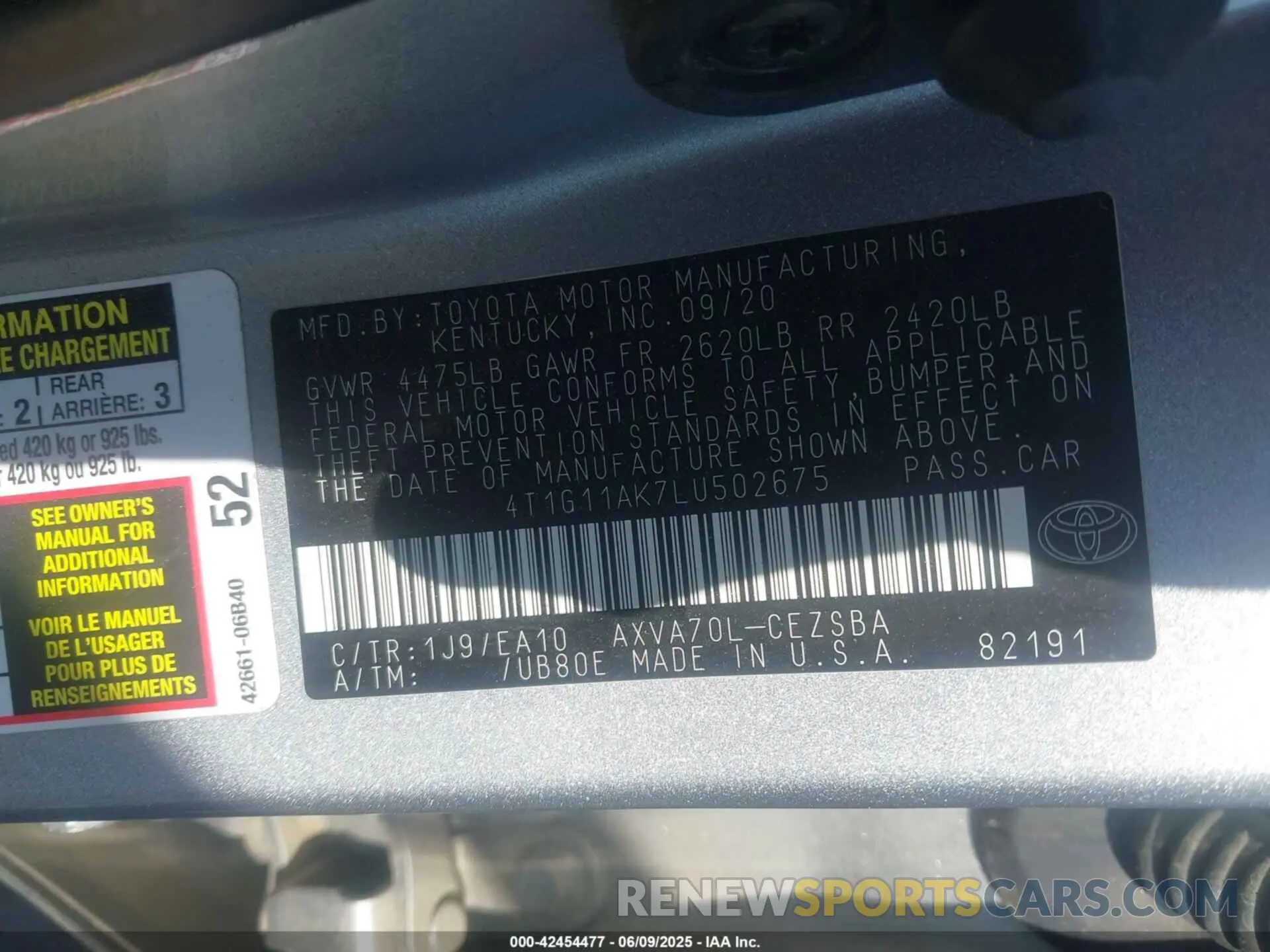 9 Photograph of a damaged car 4T1G11AK7LU502675 TOYOTA CAMRY 2020