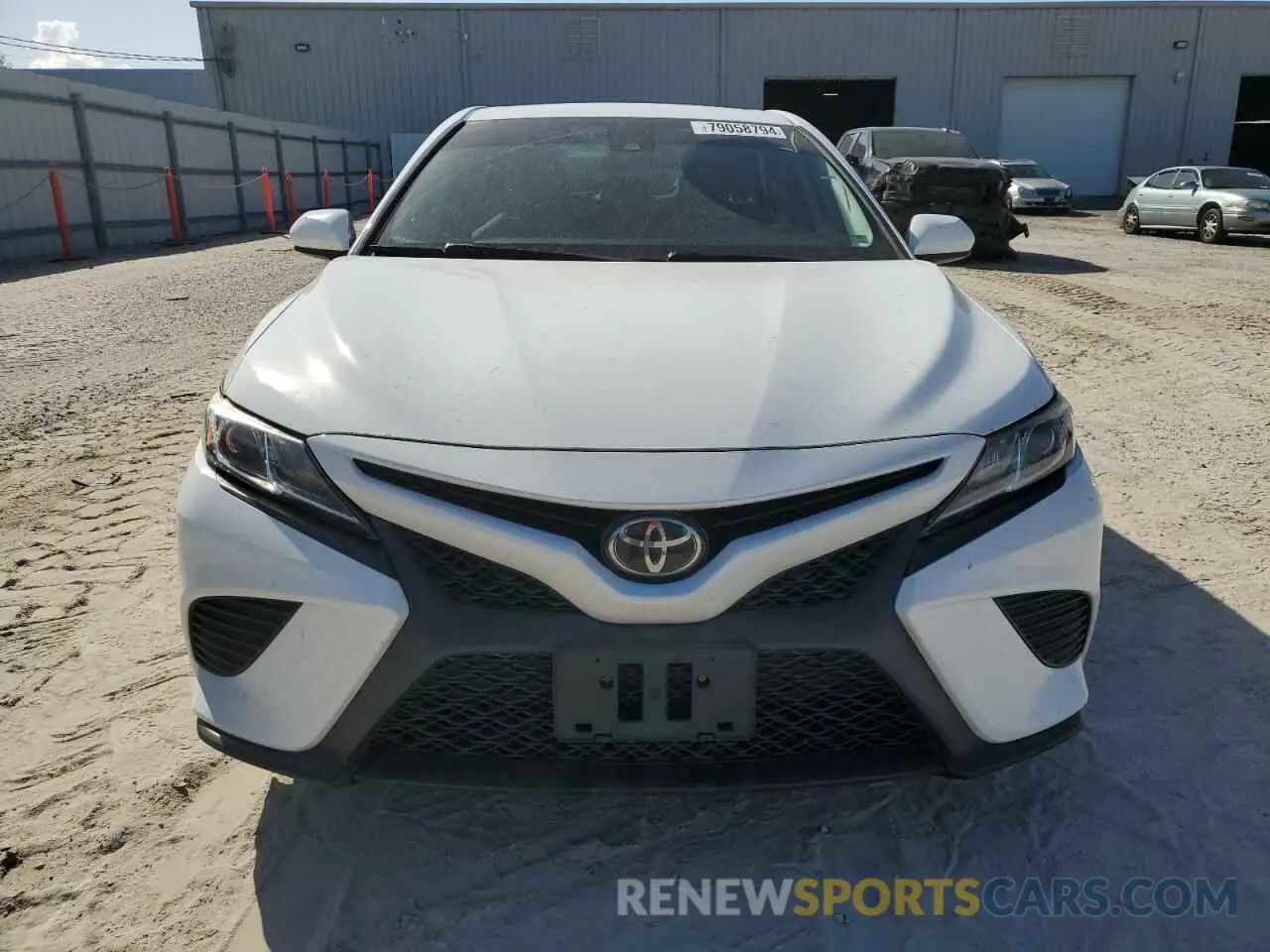 5 Photograph of a damaged car 4T1G11AK7LU876591 TOYOTA CAMRY 2020