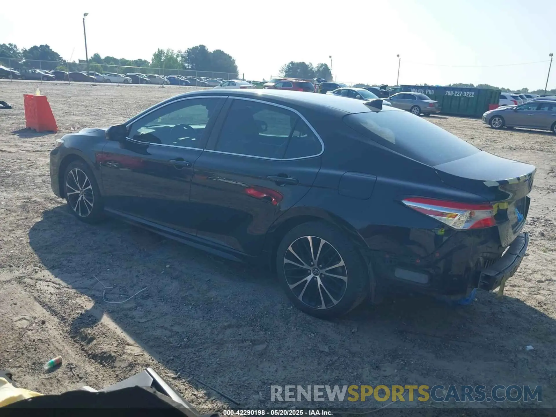 3 Photograph of a damaged car 4T1G11AK7LU905104 TOYOTA CAMRY 2020