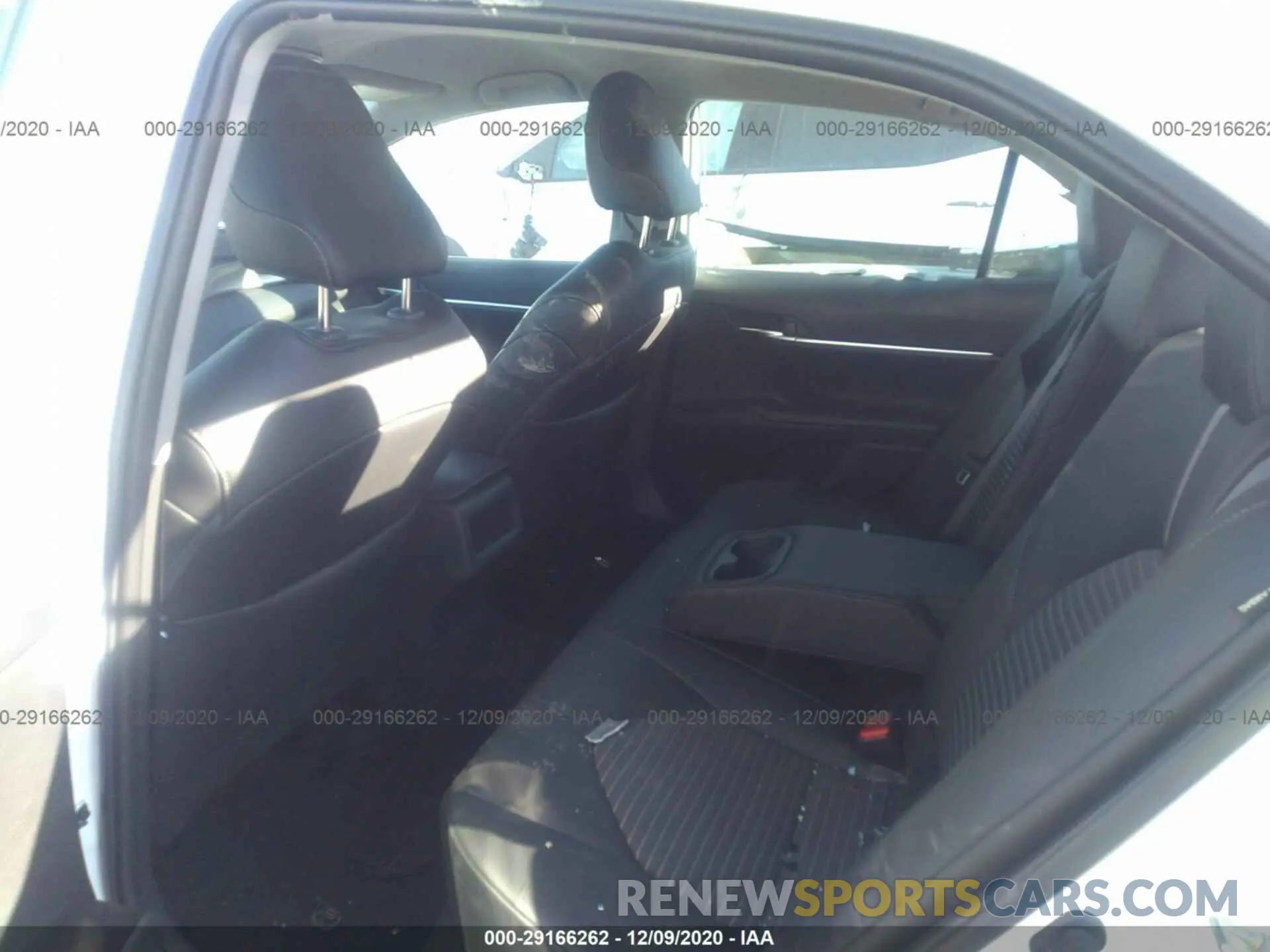 8 Photograph of a damaged car 4T1G11AK7LU944596 TOYOTA CAMRY 2020
