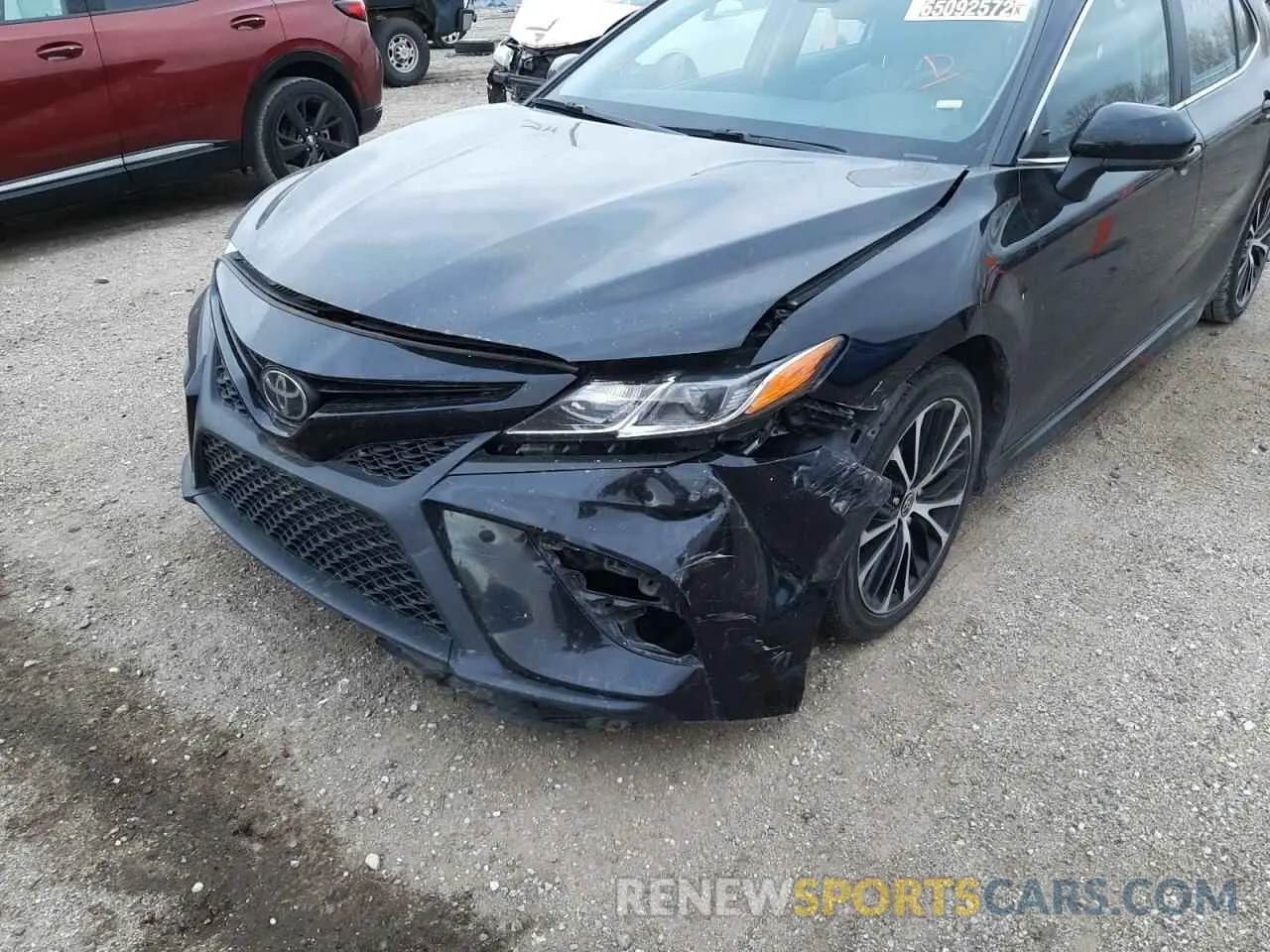 9 Фотография поврежденного автомобиля 4T1G11AK7LU946803 TOYOTA CAMRY 2020
