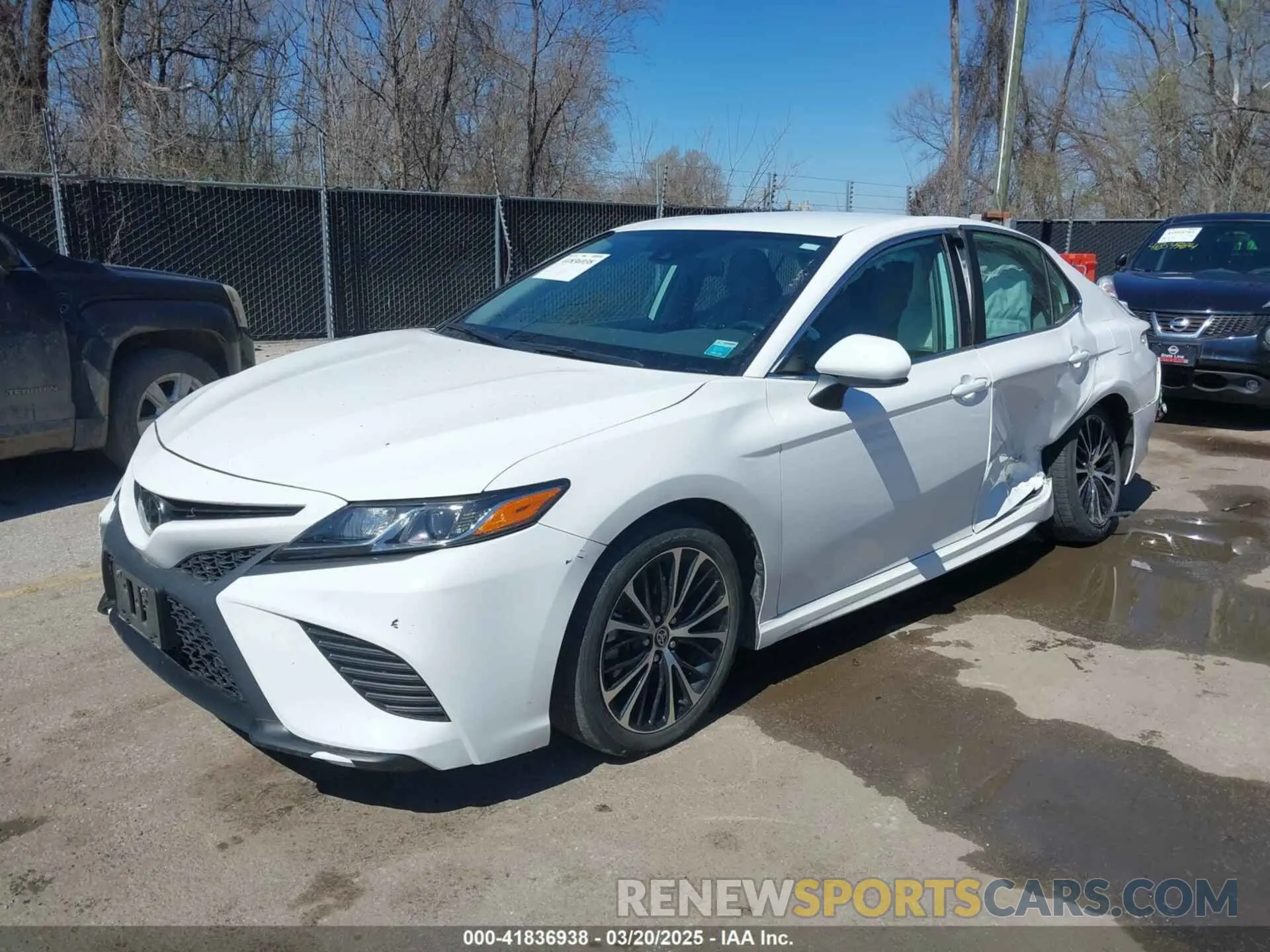 2 Фотография поврежденного автомобиля 4T1G11AK7LU960524 TOYOTA CAMRY 2020