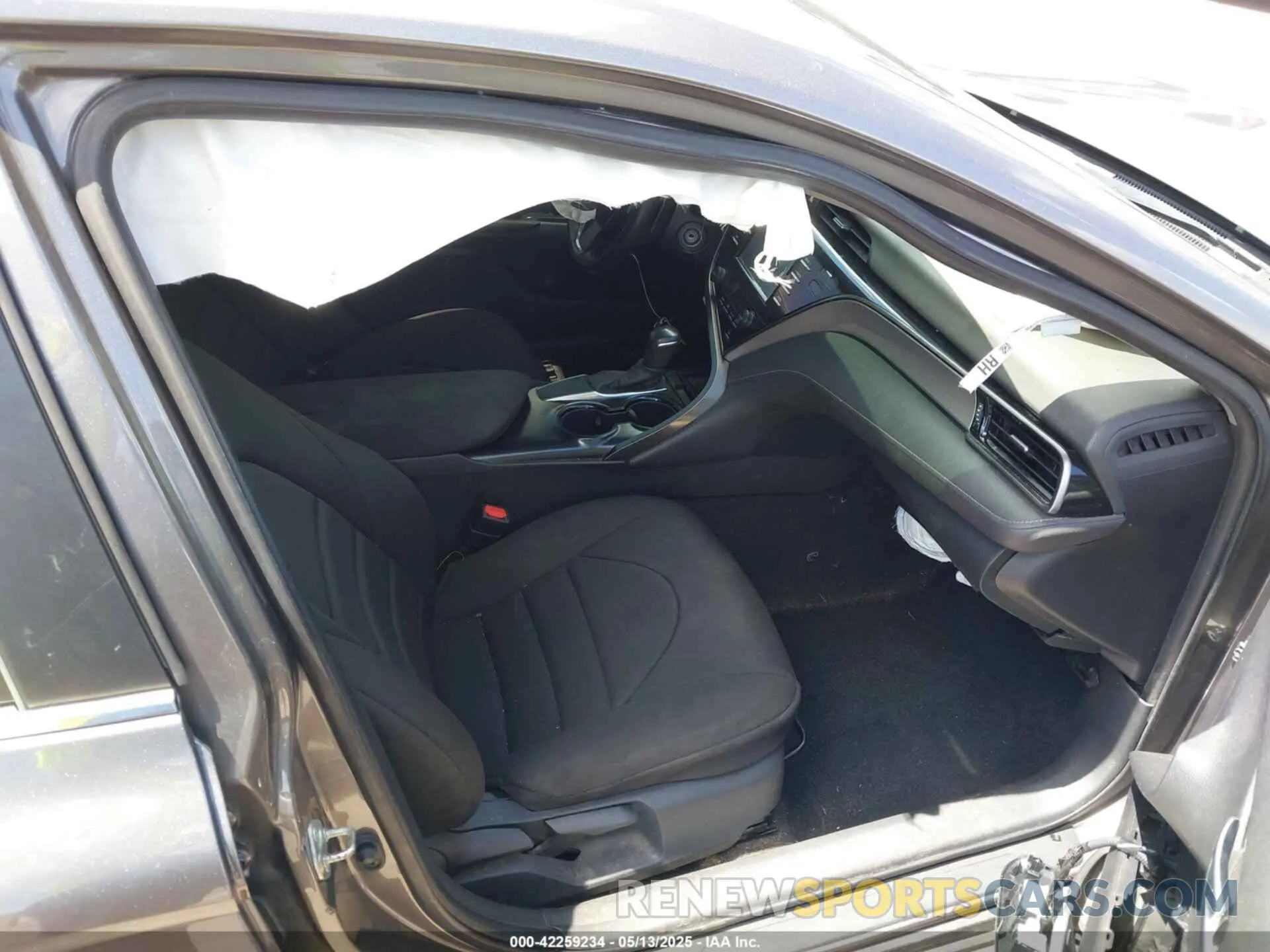 5 Фотография поврежденного автомобиля 4T1G11AK7LU962743 TOYOTA CAMRY 2020