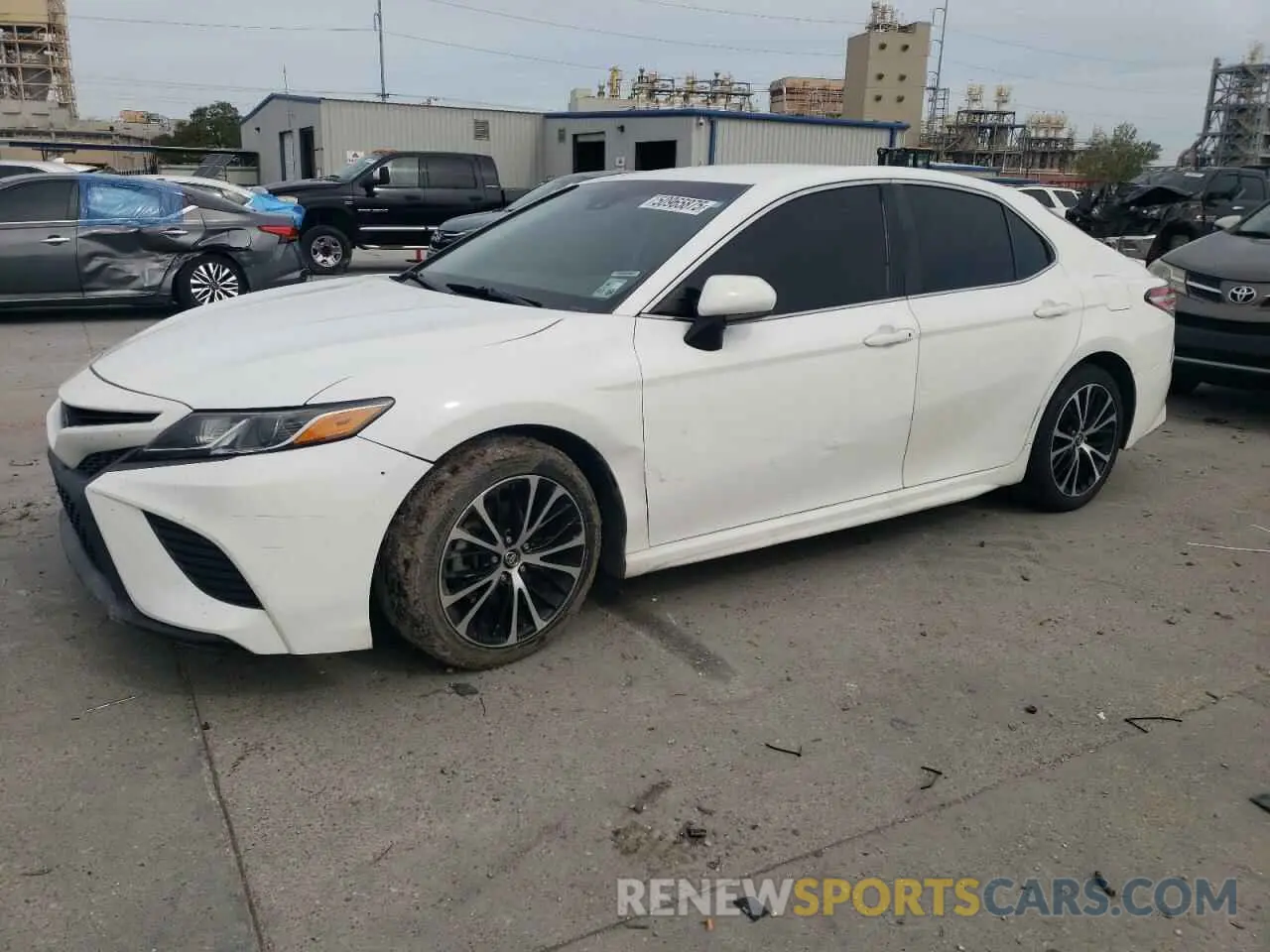 1 Photograph of a damaged car 4T1G11AK8LU308821 TOYOTA CAMRY 2020