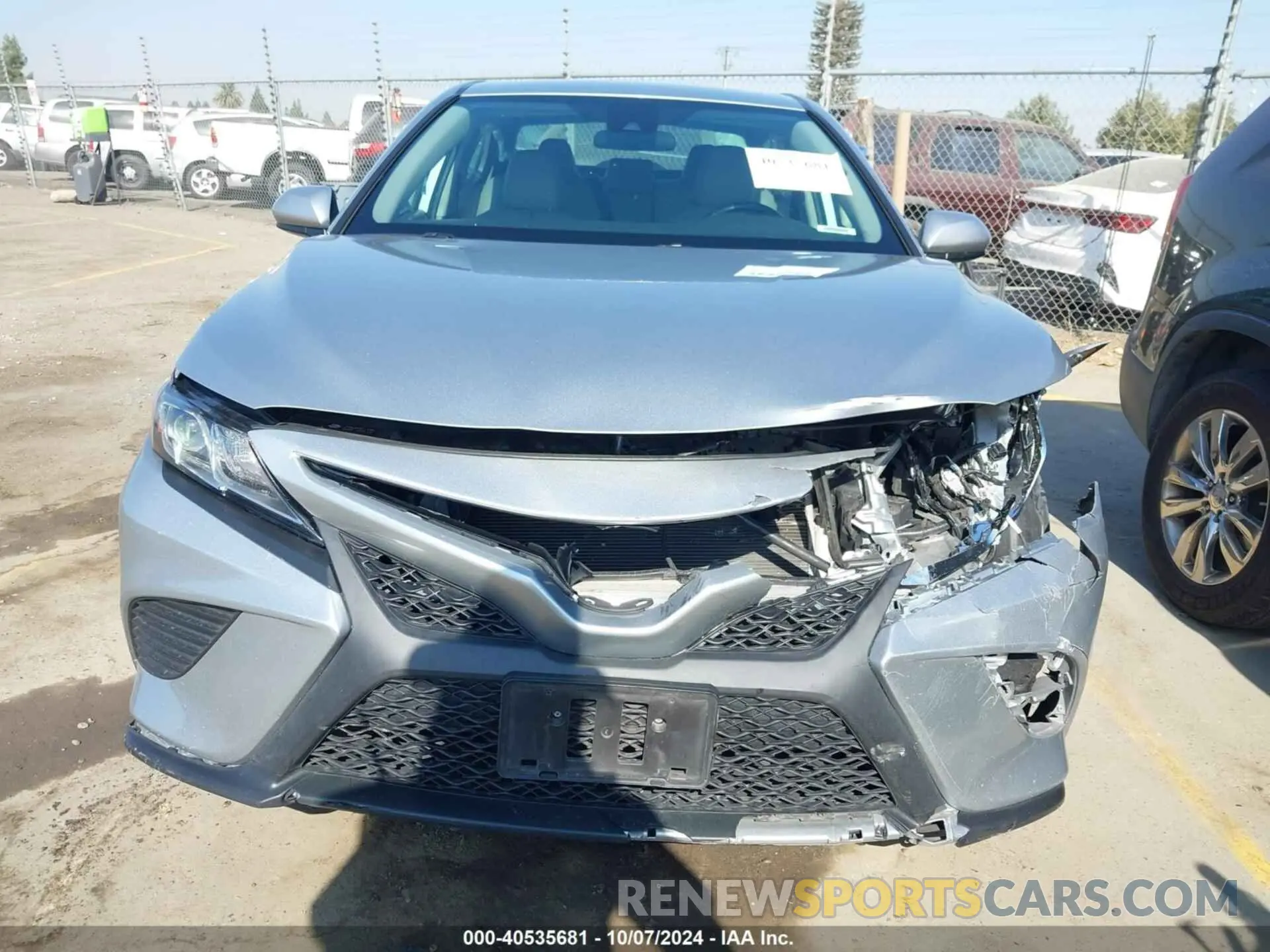 12 Фотография поврежденного автомобиля 4T1G11AK8LU329197 TOYOTA CAMRY 2020