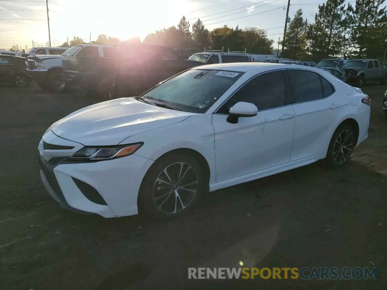 1 Фотография поврежденного автомобиля 4T1G11AK8LU333606 TOYOTA CAMRY 2020