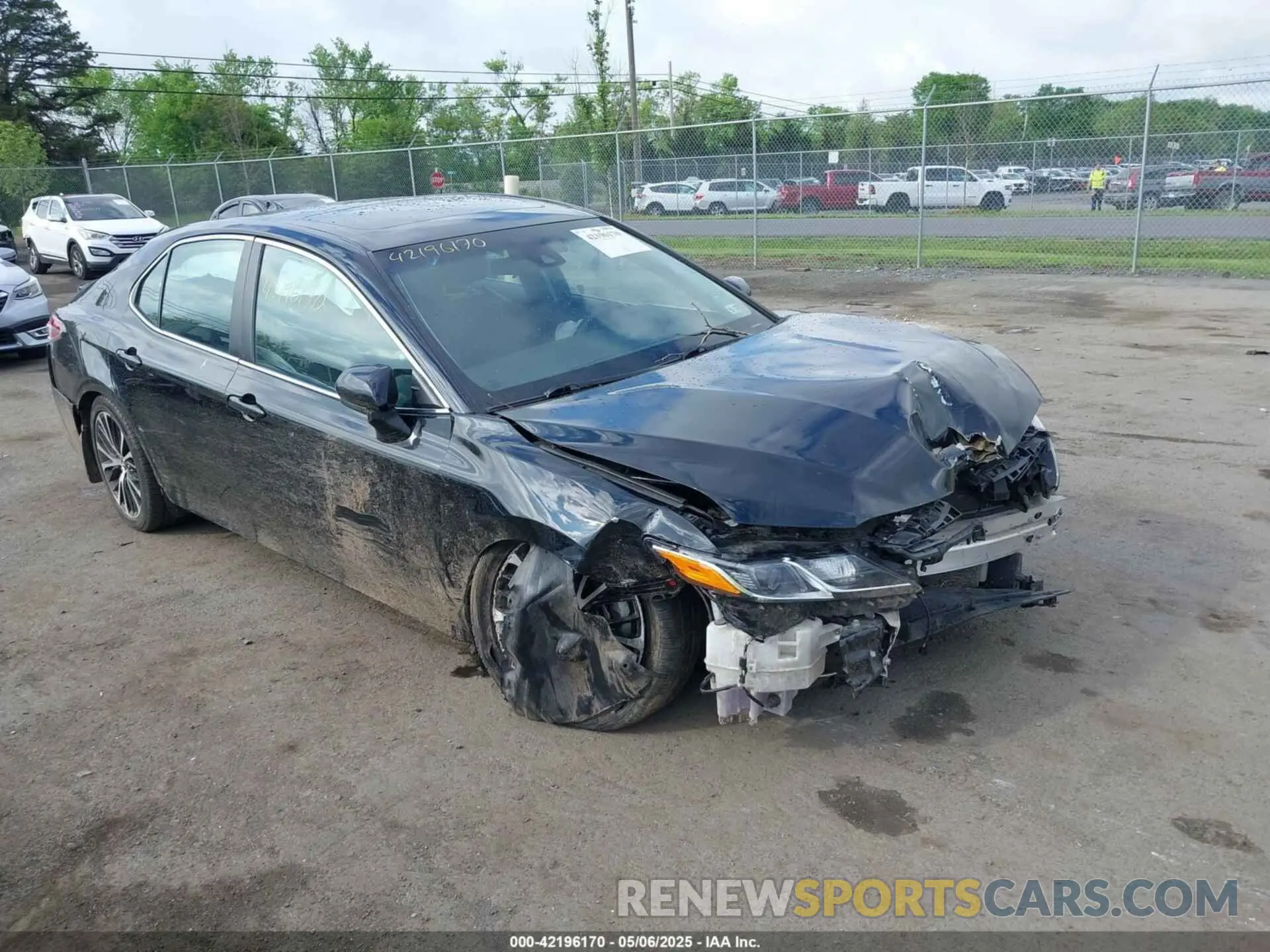 1 Фотография поврежденного автомобиля 4T1G11AK8LU336991 TOYOTA CAMRY 2020