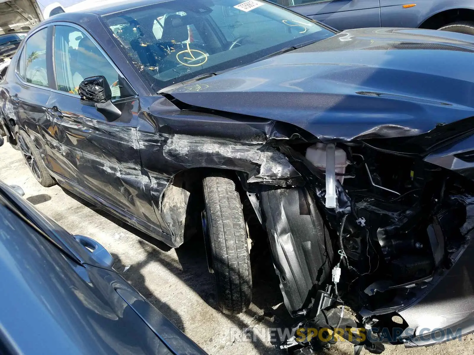 9 Photograph of a damaged car 4T1G11AK8LU345206 TOYOTA CAMRY 2020