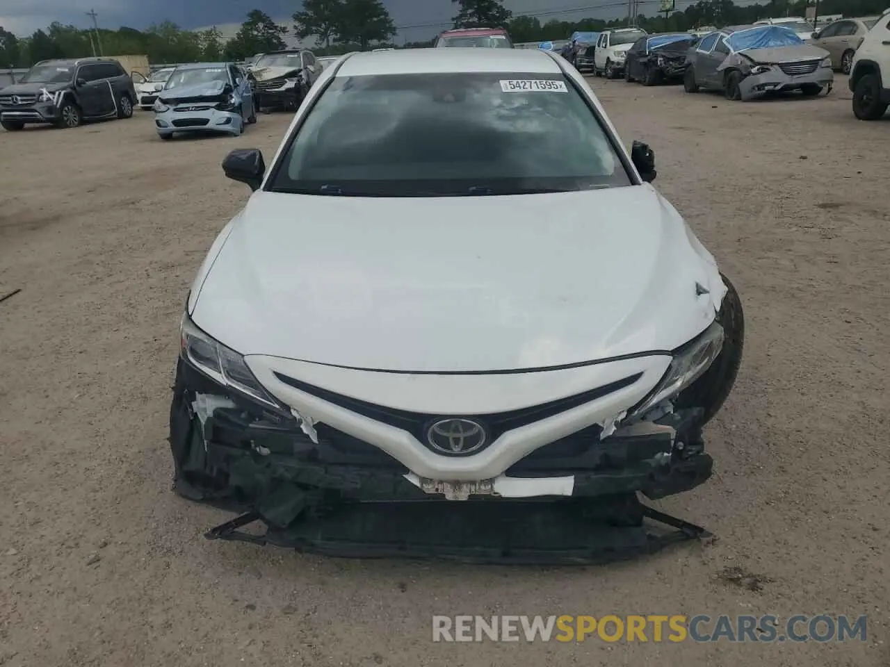 5 Photograph of a damaged car 4T1G11AK8LU356271 TOYOTA CAMRY 2020