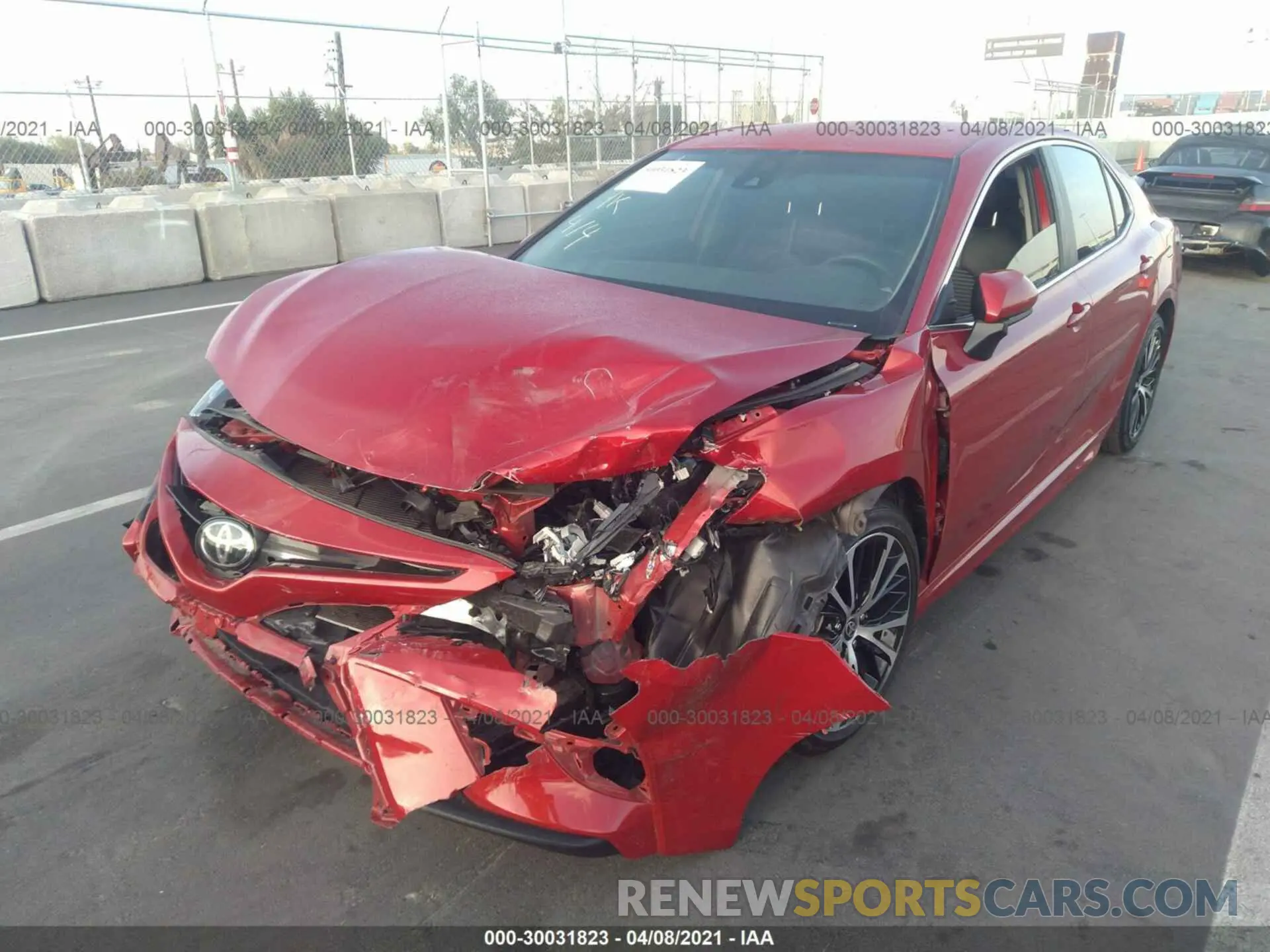 2 Photograph of a damaged car 4T1G11AK8LU369117 TOYOTA CAMRY 2020