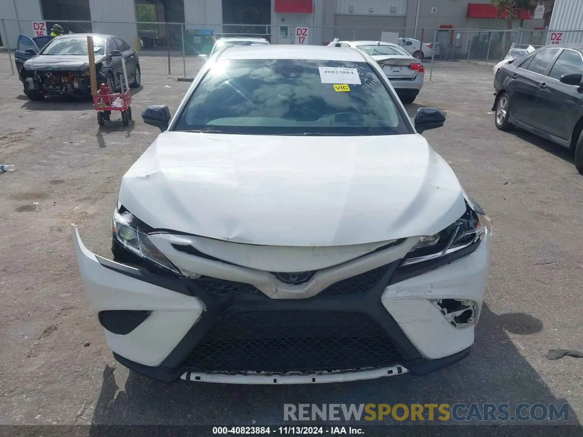 12 Photograph of a damaged car 4T1G11AK8LU372177 TOYOTA CAMRY 2020