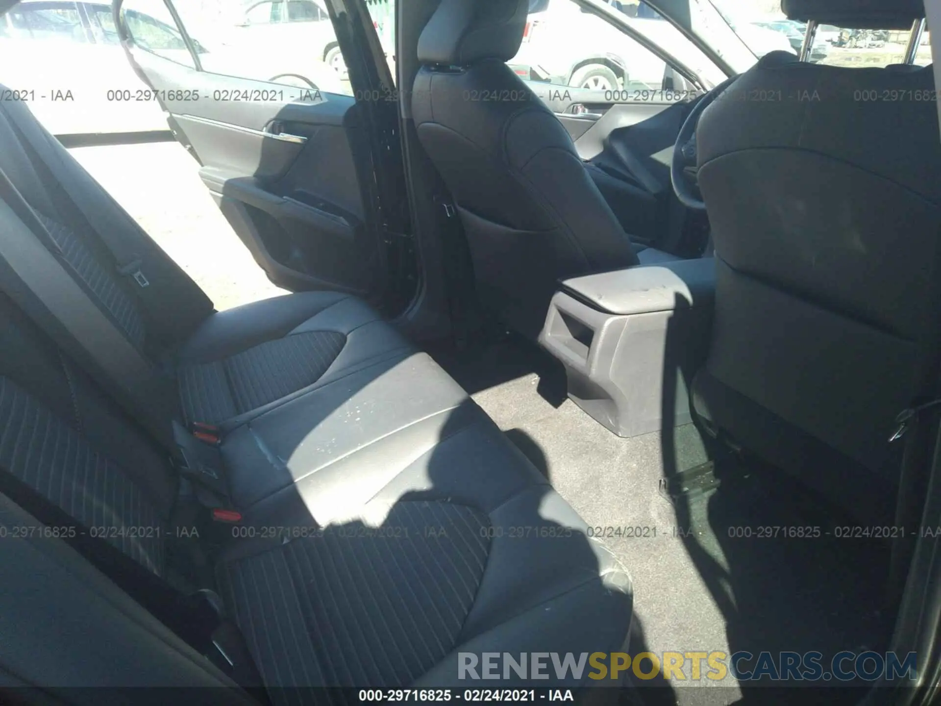 8 Photograph of a damaged car 4T1G11AK8LU391019 TOYOTA CAMRY 2020