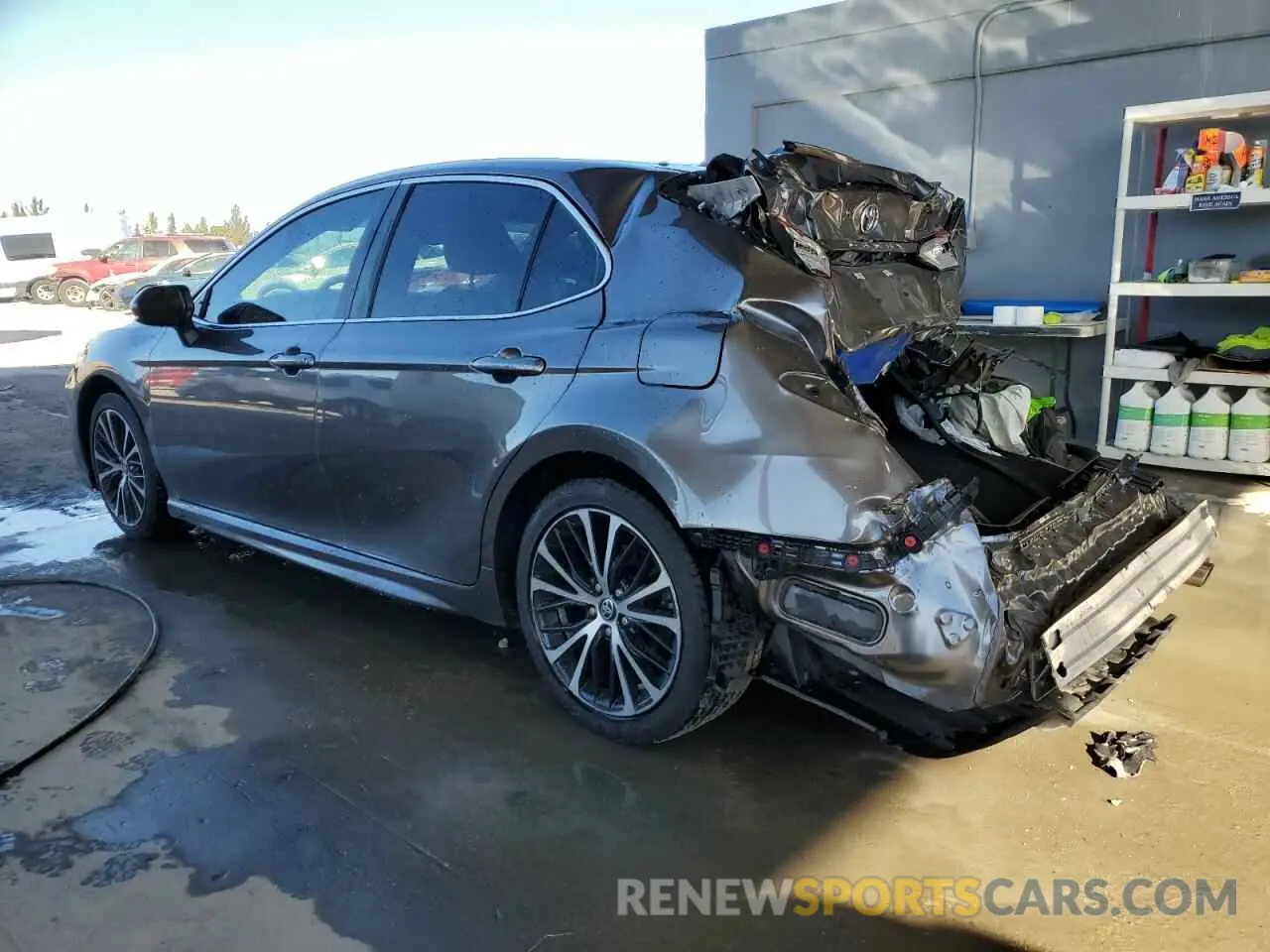 2 Photograph of a damaged car 4T1G11AK8LU502149 TOYOTA CAMRY 2020