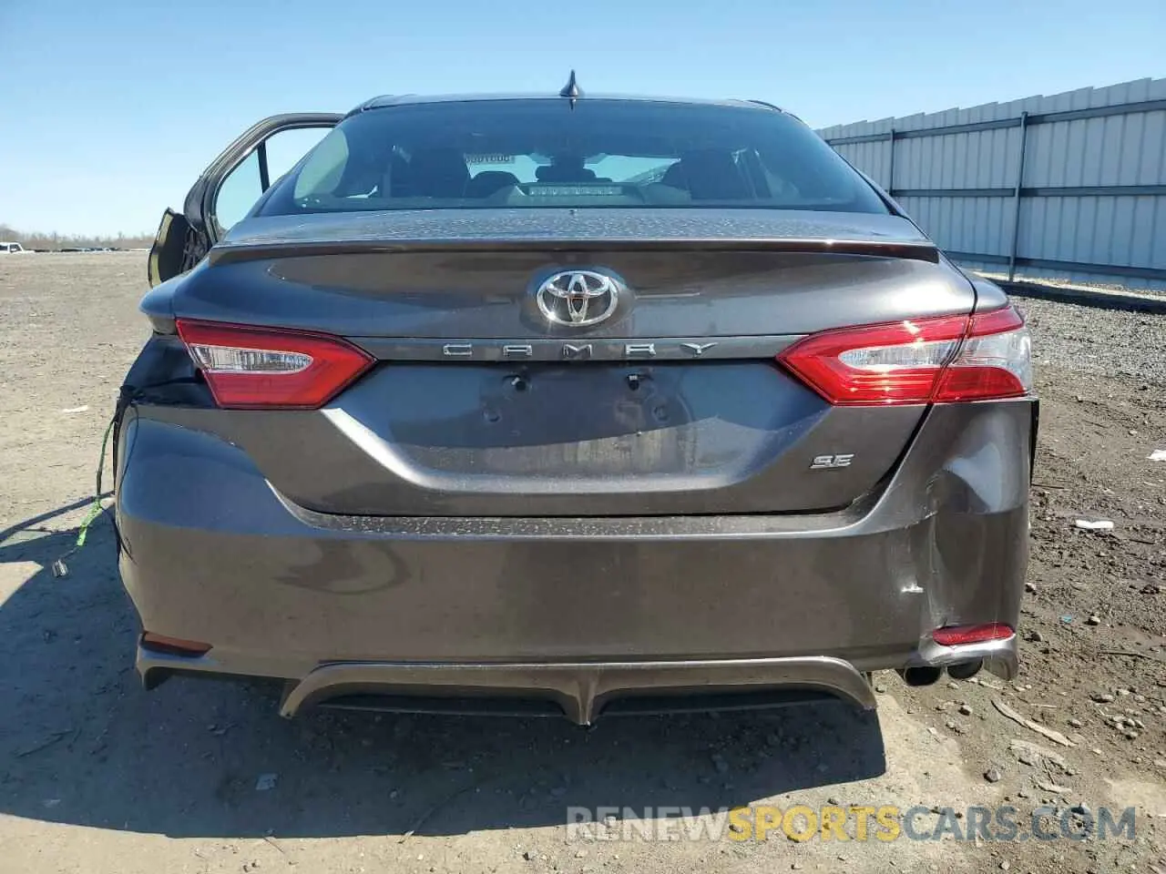 6 Photograph of a damaged car 4T1G11AK8LU502992 TOYOTA CAMRY 2020