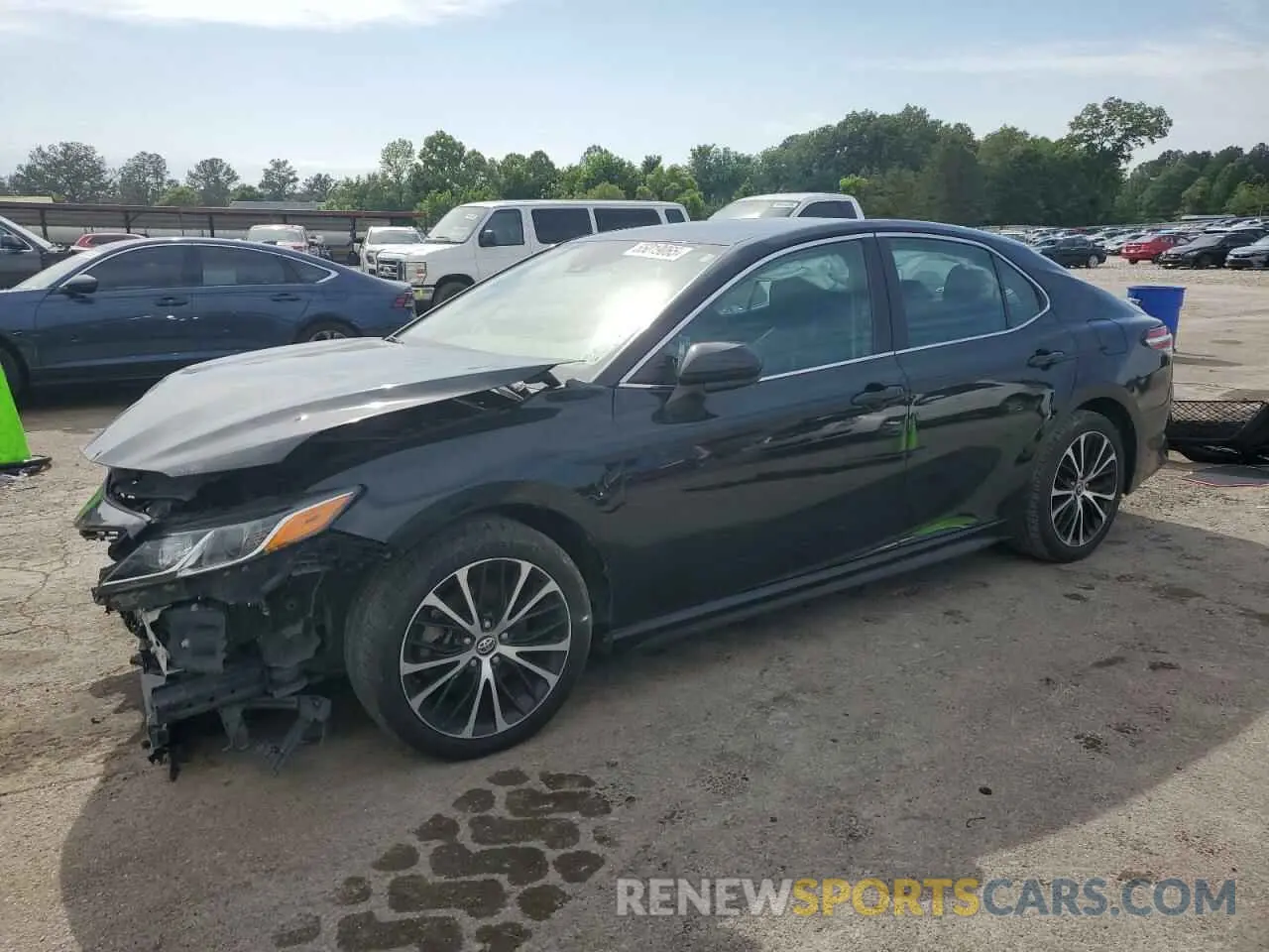 1 Photograph of a damaged car 4T1G11AK8LU895733 TOYOTA CAMRY 2020