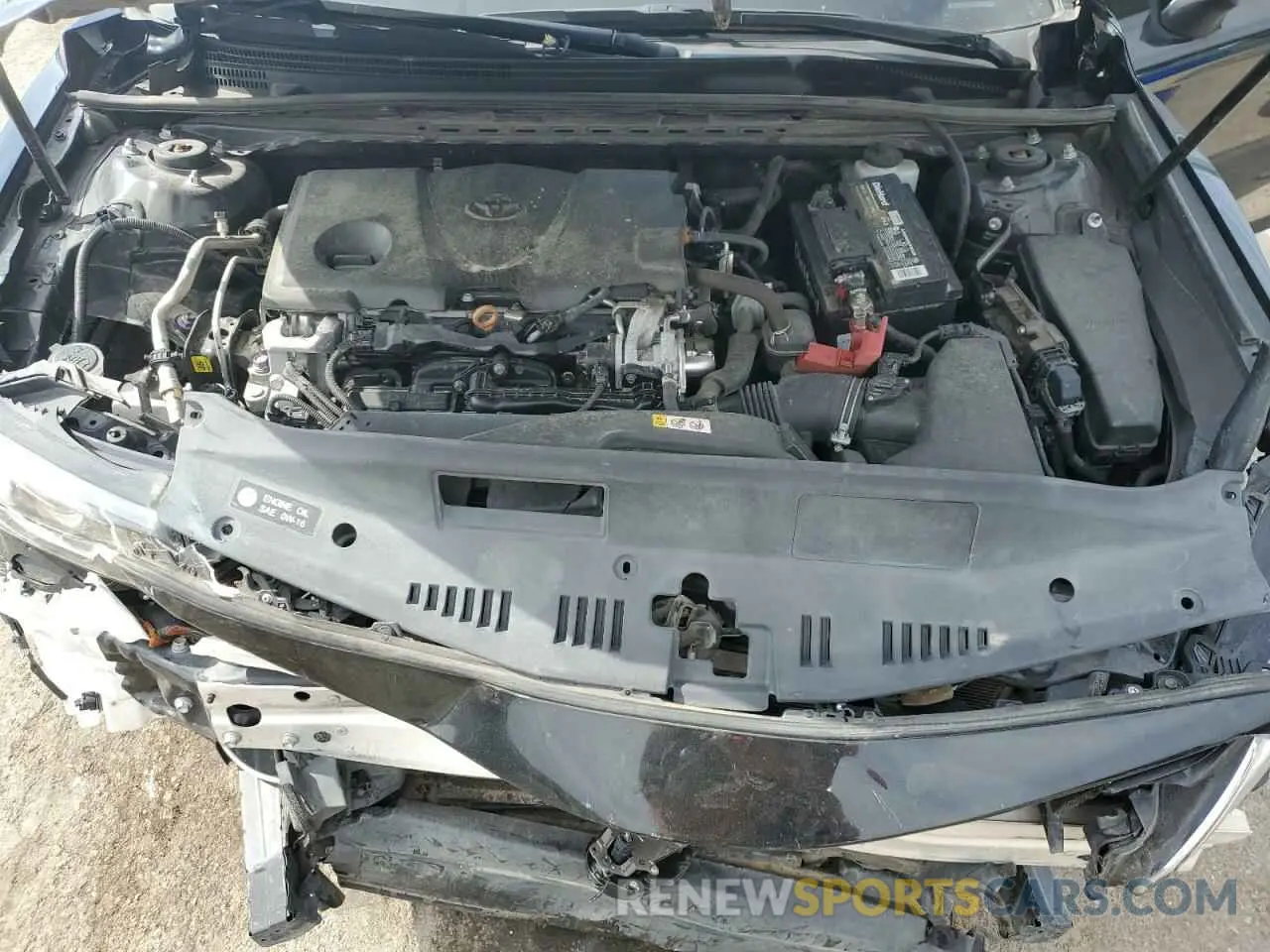 11 Photograph of a damaged car 4T1G11AK8LU895733 TOYOTA CAMRY 2020