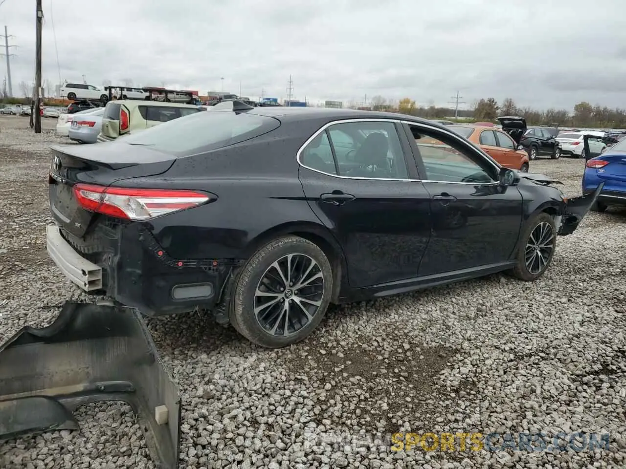 3 Фотография поврежденного автомобиля 4T1G11AK8LU933476 TOYOTA CAMRY 2020