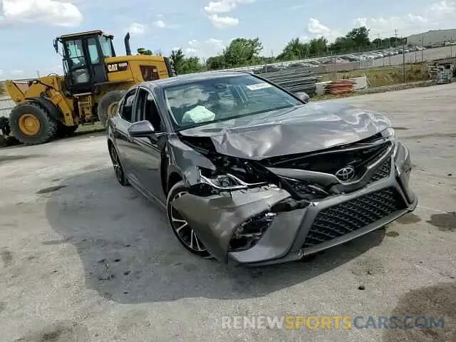 11 Фотография поврежденного автомобиля 4T1G11AK8LU979292 TOYOTA CAMRY 2020