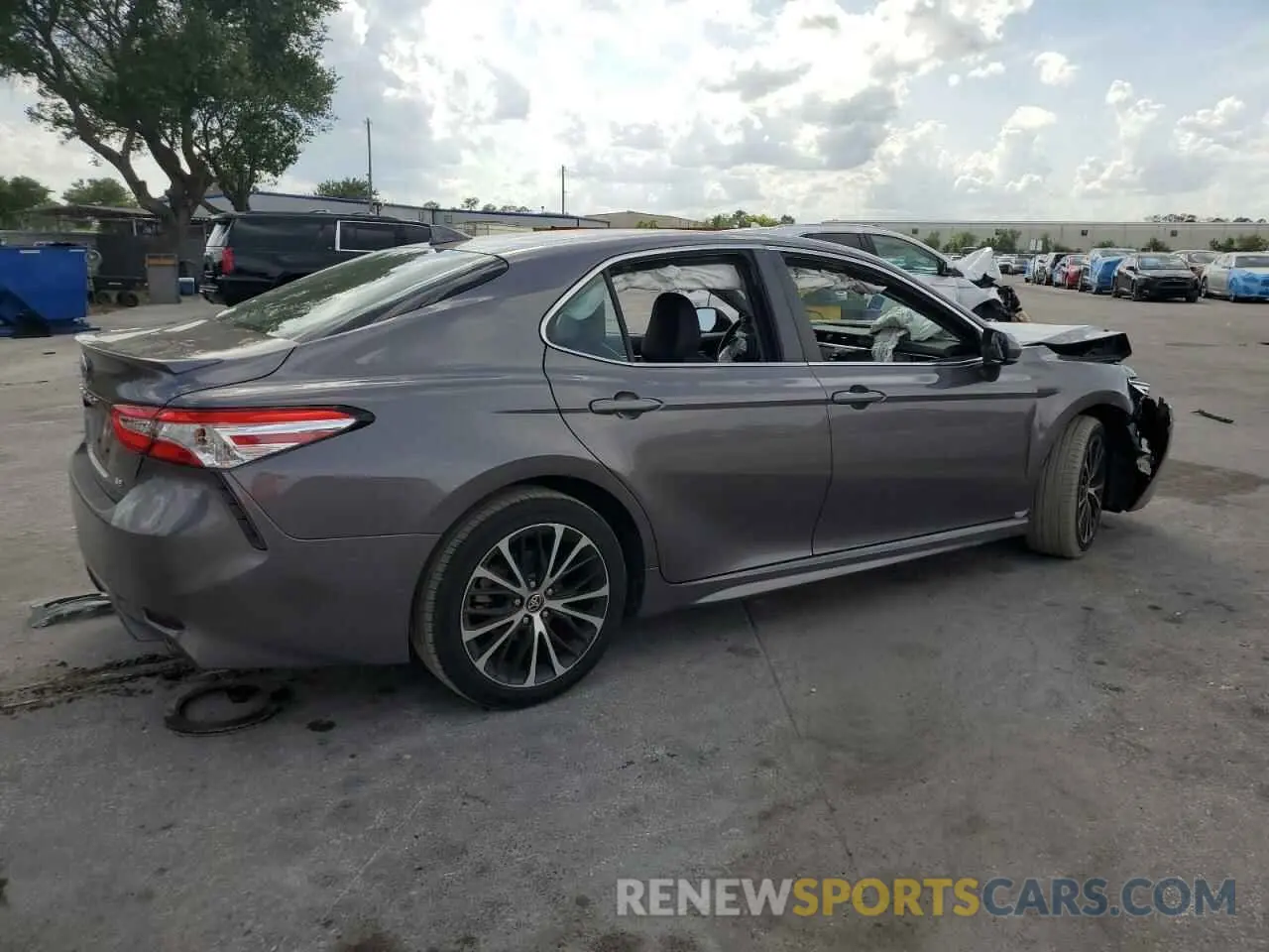 3 Фотография поврежденного автомобиля 4T1G11AK8LU979292 TOYOTA CAMRY 2020