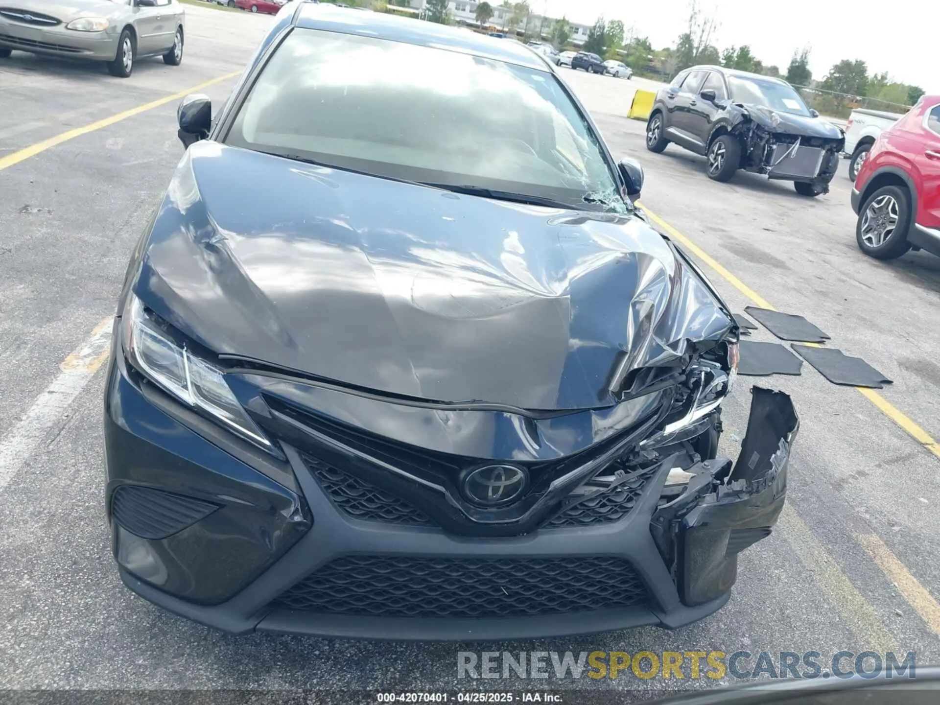 13 Фотография поврежденного автомобиля 4T1G11AK8LU980068 TOYOTA CAMRY 2020