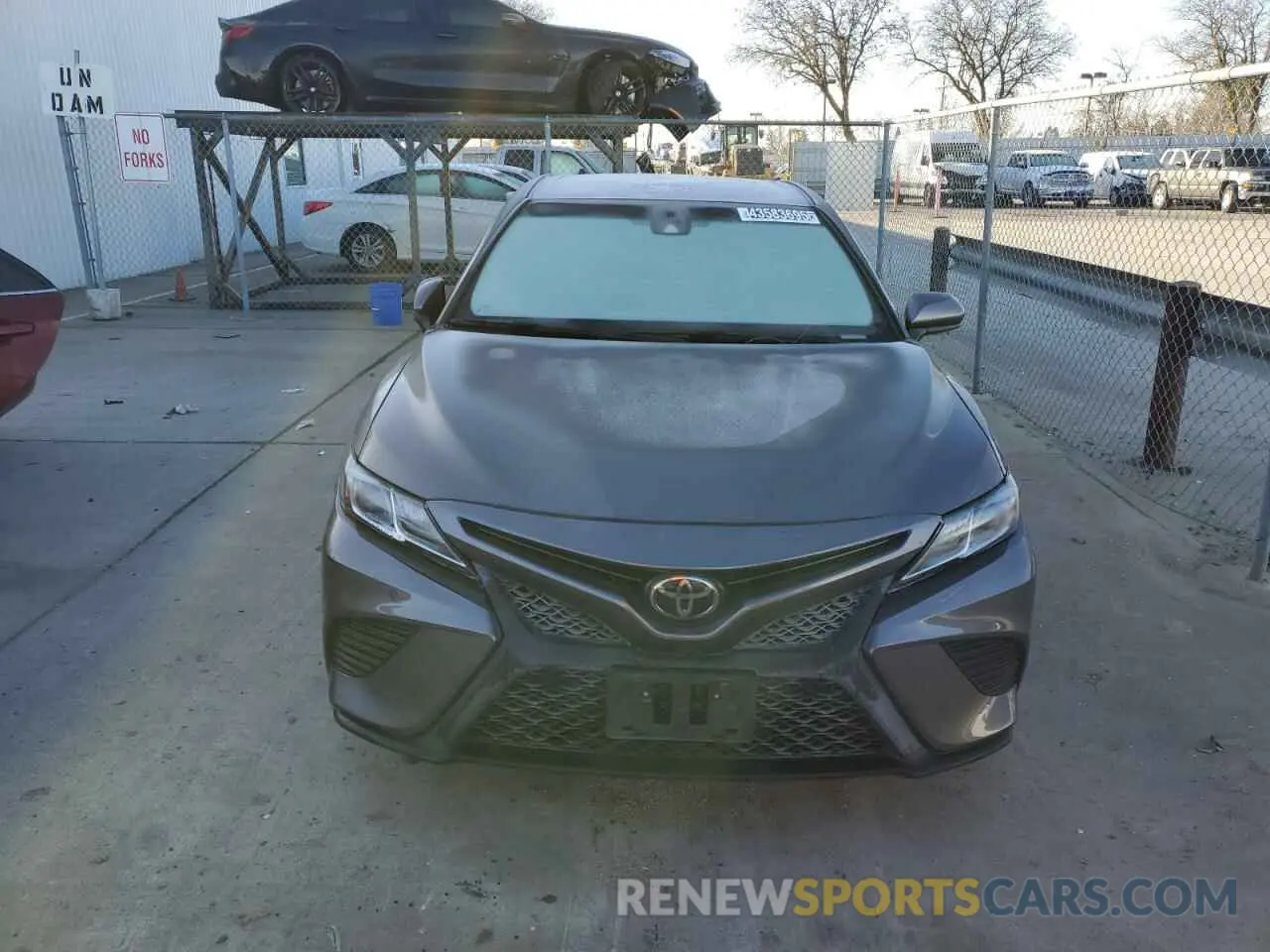 5 Photograph of a damaged car 4T1G11AK8LU993239 TOYOTA CAMRY 2020