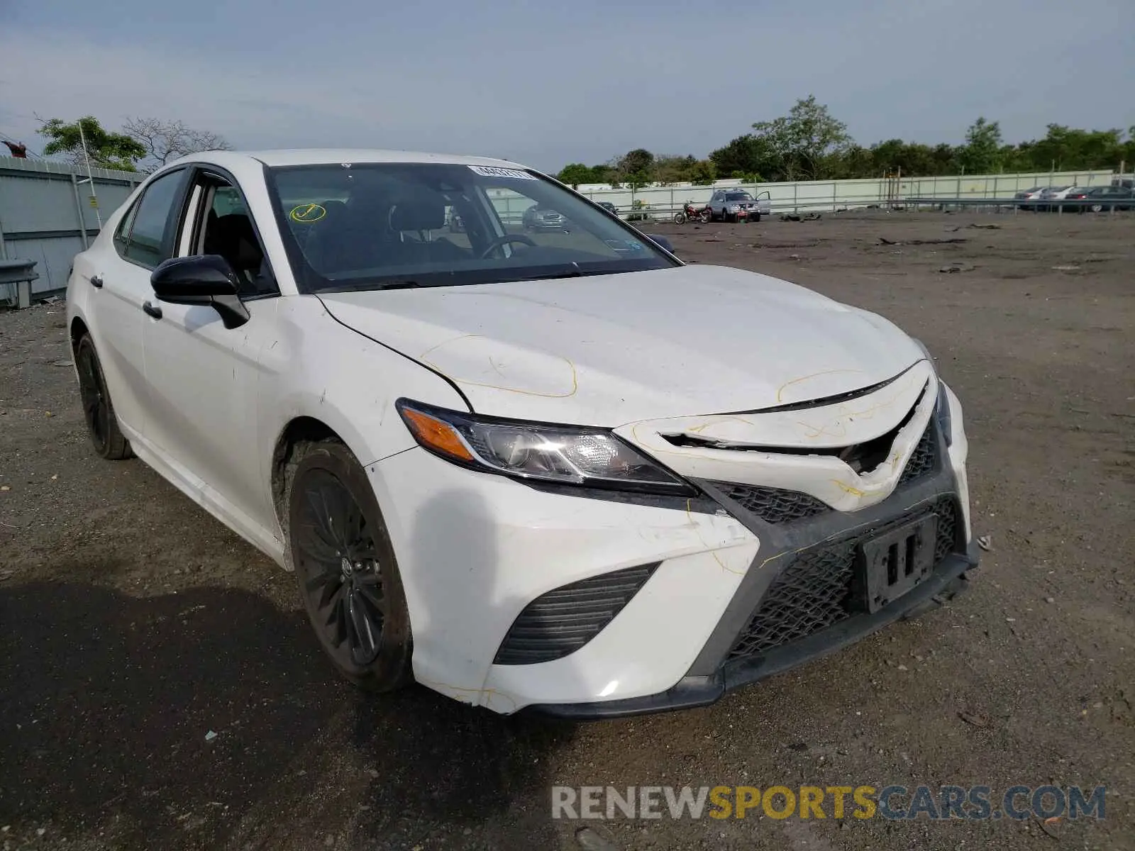 1 Photograph of a damaged car 4T1G11AK9LU307340 TOYOTA CAMRY 2020