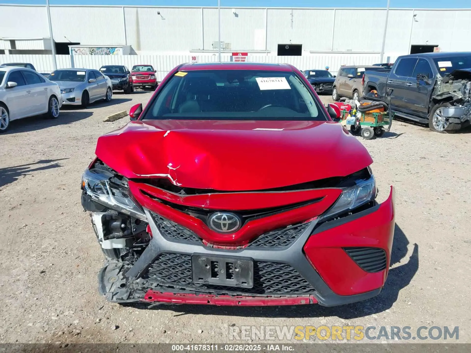 13 Photograph of a damaged car 4T1G11AK9LU324140 TOYOTA CAMRY 2020