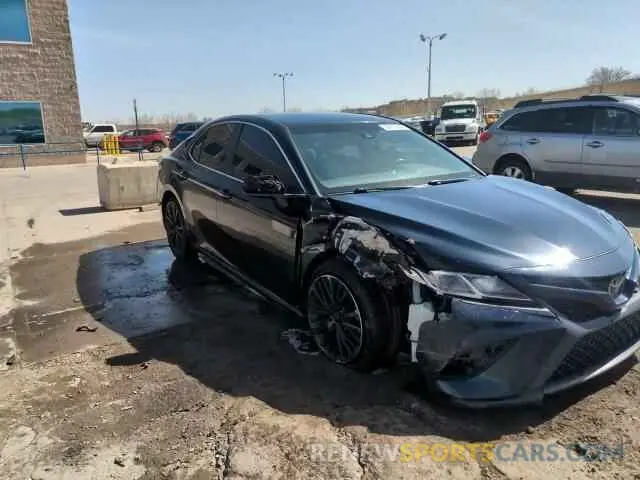 13 Photograph of a damaged car 4T1G11AK9LU346896 TOYOTA CAMRY 2020