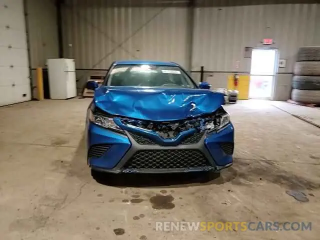 10 Photograph of a damaged car 4T1G11AK9LU353945 TOYOTA CAMRY 2020