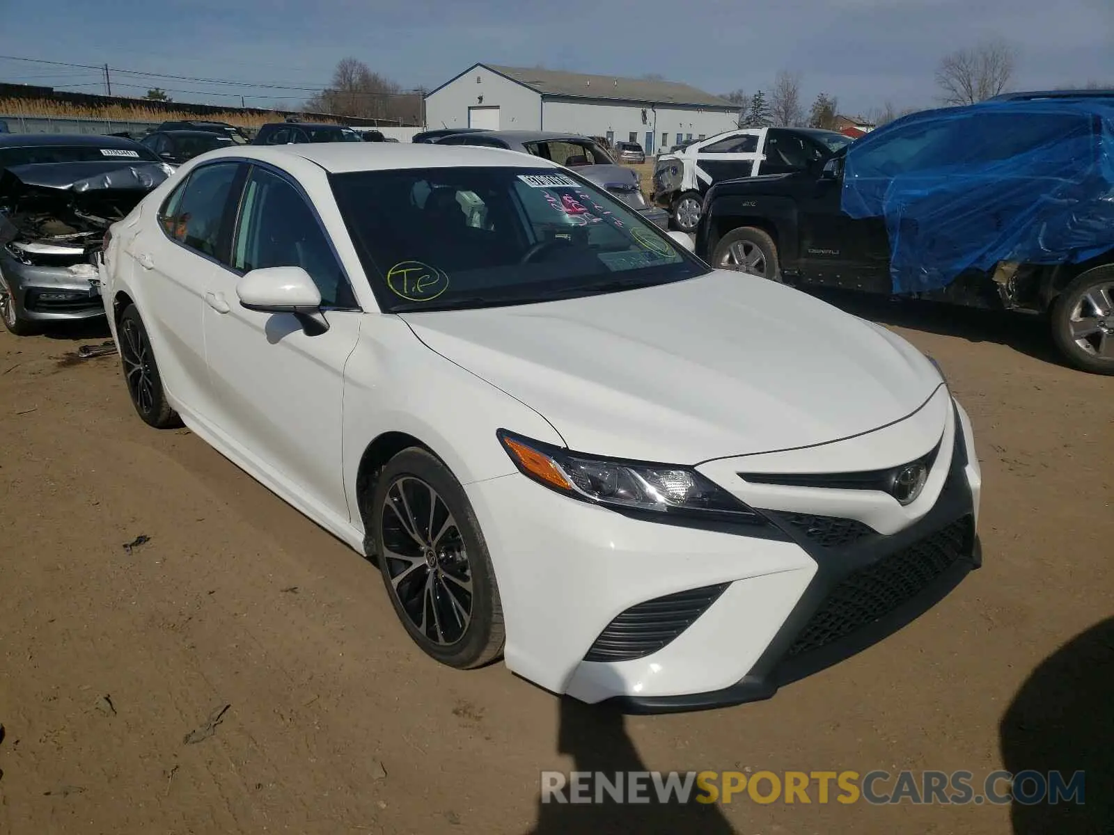 1 Photograph of a damaged car 4T1G11AK9LU358711 TOYOTA CAMRY 2020
