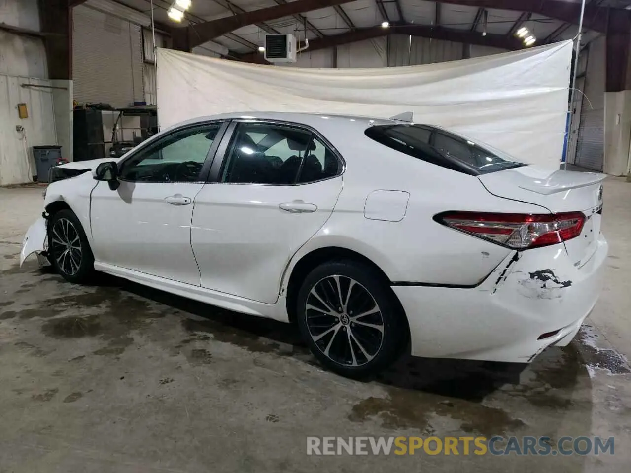 2 Photograph of a damaged car 4T1G11AK9LU359633 TOYOTA CAMRY 2020
