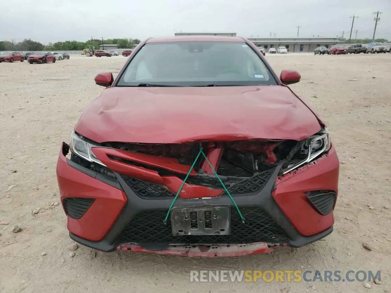 5 Photograph of a damaged car 4T1G11AK9LU363150 TOYOTA CAMRY 2020