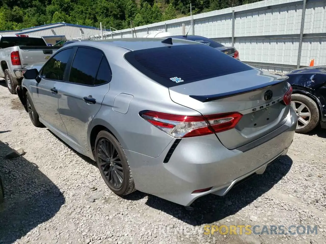 3 Фотография поврежденного автомобиля 4T1G11AK9LU387433 TOYOTA CAMRY 2020