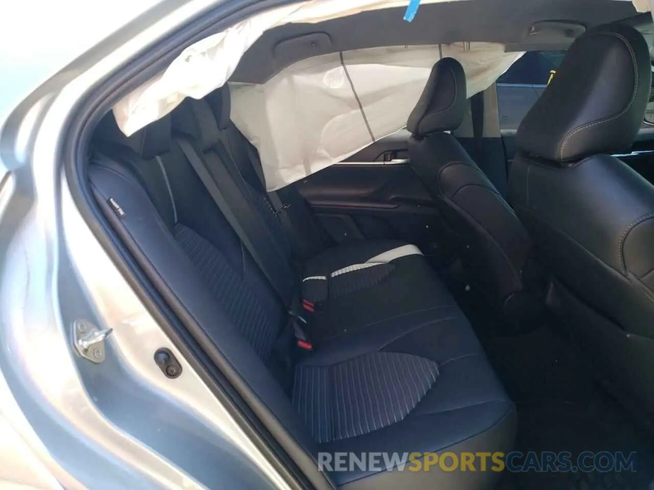 6 Фотография поврежденного автомобиля 4T1G11AK9LU387433 TOYOTA CAMRY 2020