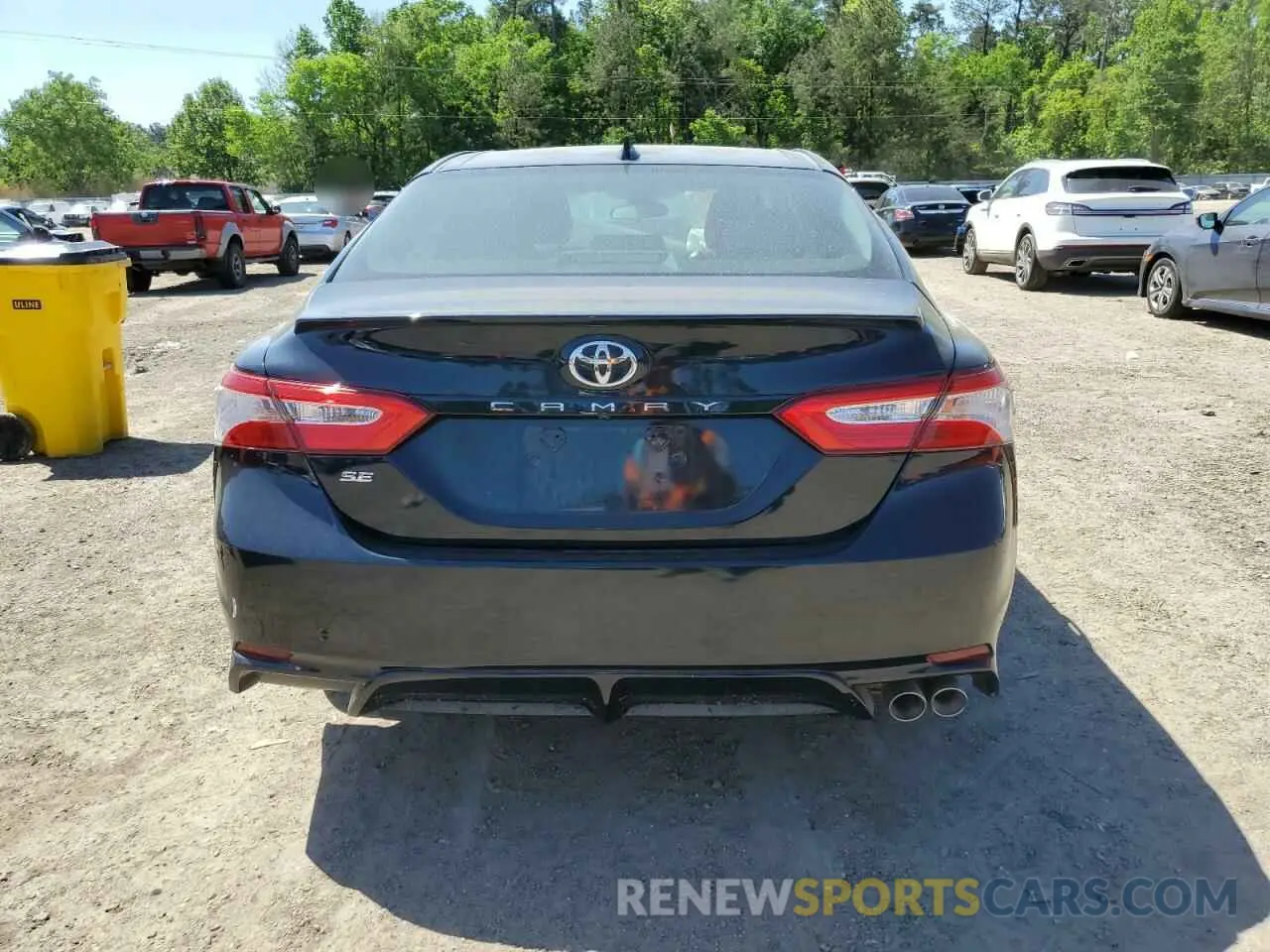 6 Photograph of a damaged car 4T1G11AK9LU862997 TOYOTA CAMRY 2020