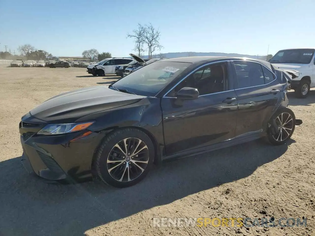 1 Photograph of a damaged car 4T1G11AK9LU905511 TOYOTA CAMRY 2020