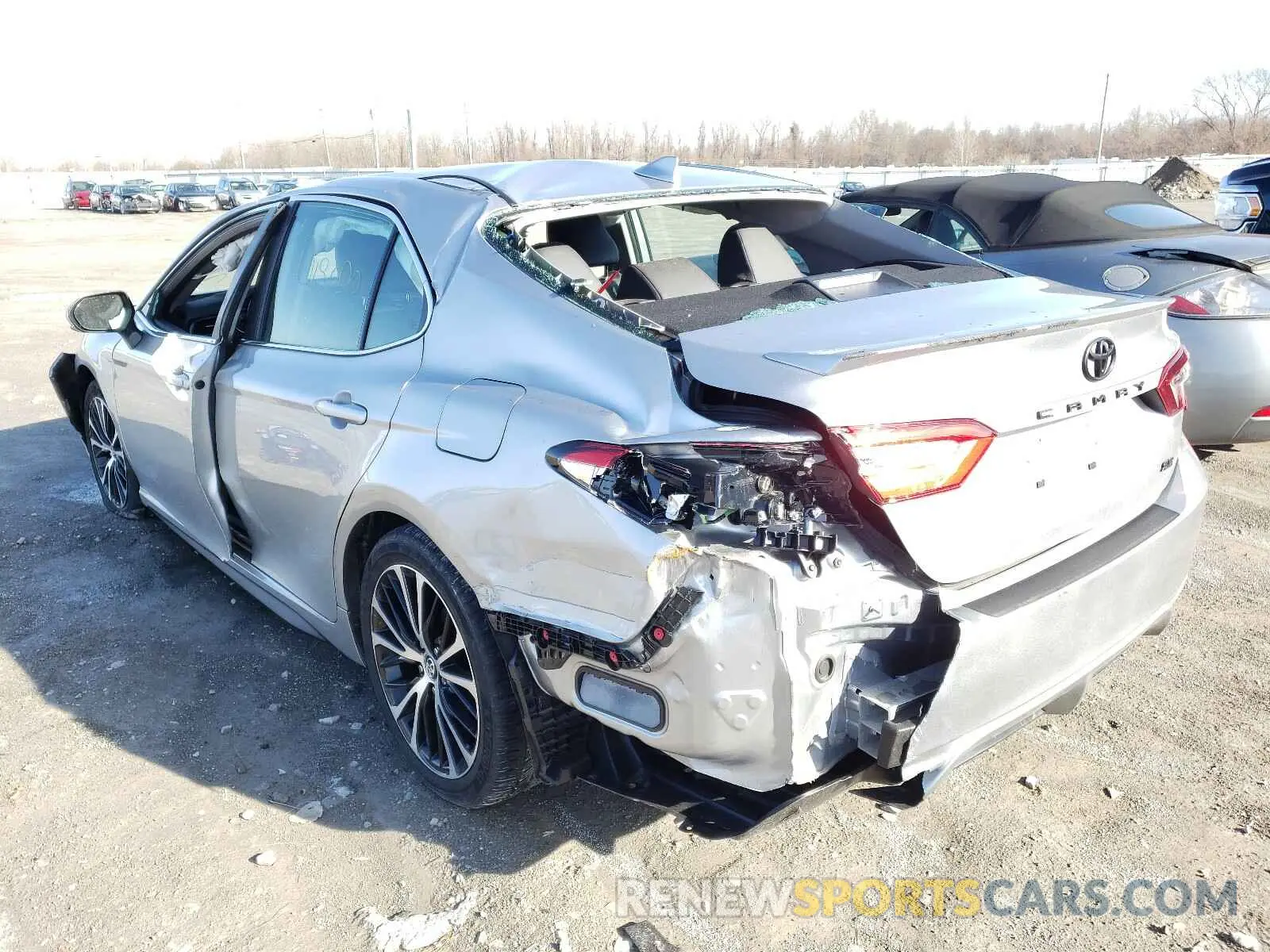 3 Photograph of a damaged car 4T1G11AK9LU926049 TOYOTA CAMRY 2020