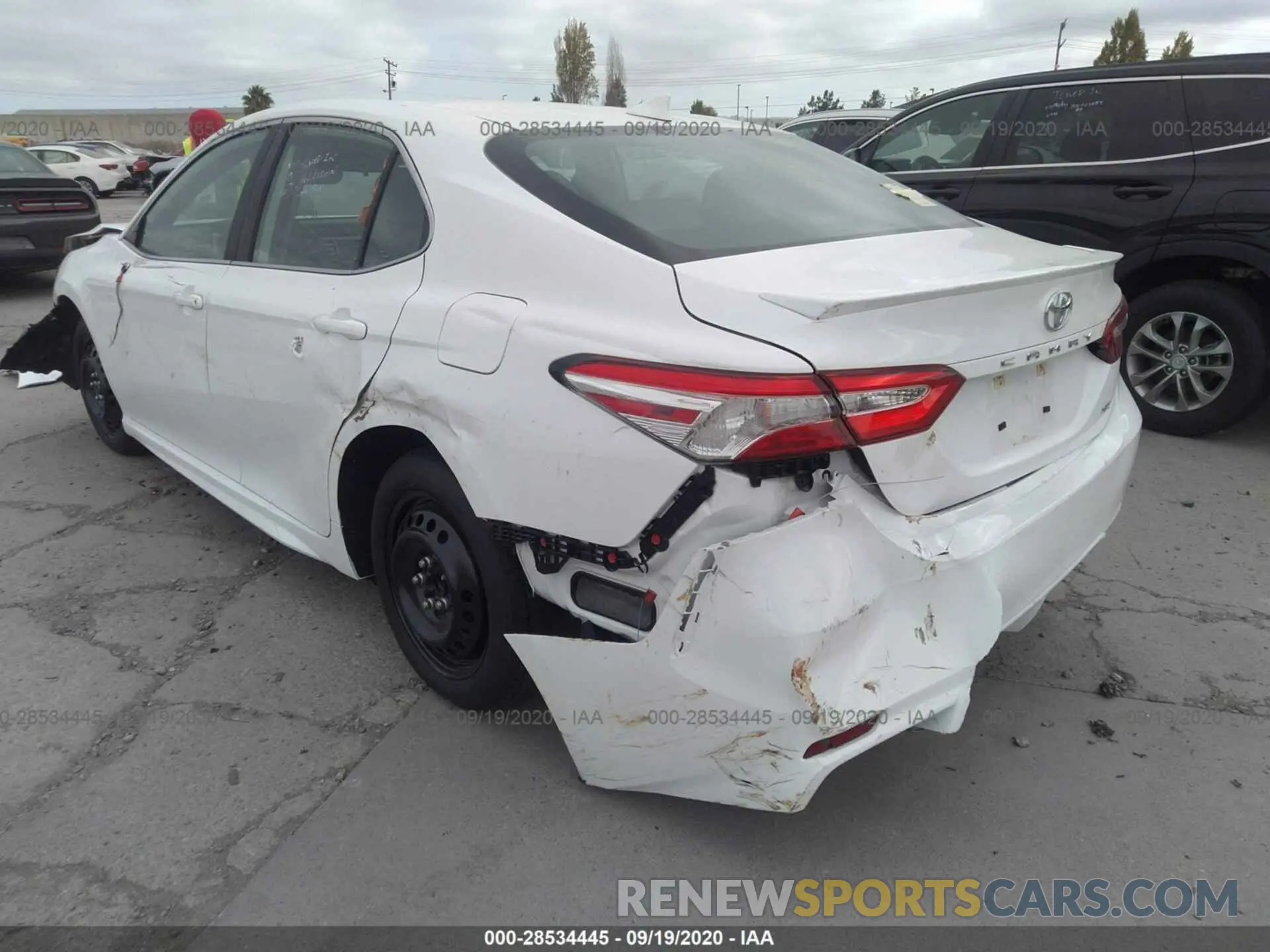 3 Photograph of a damaged car 4T1G11AK9LU928237 TOYOTA CAMRY 2020
