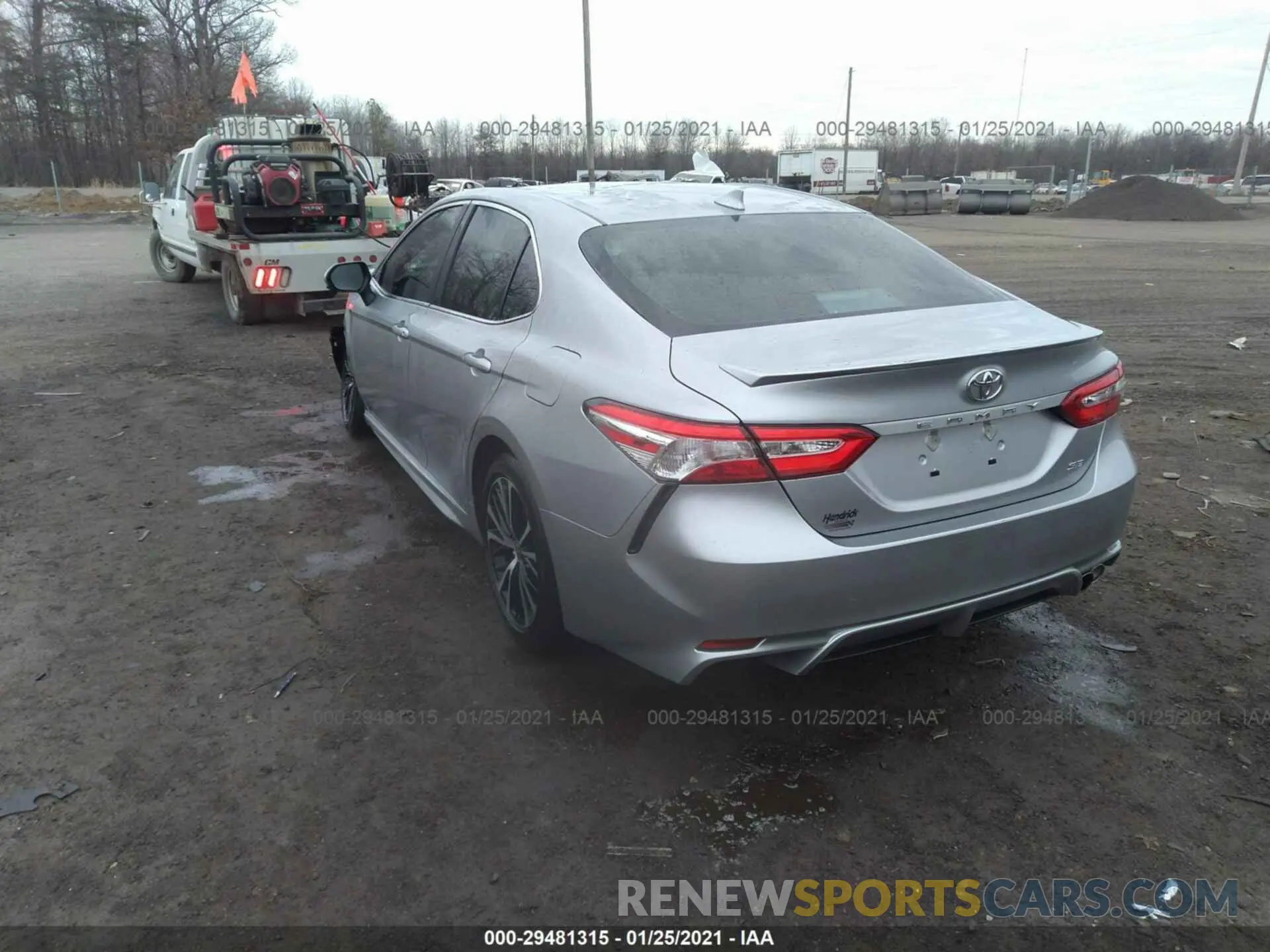 3 Photograph of a damaged car 4T1G11AK9LU952568 TOYOTA CAMRY 2020