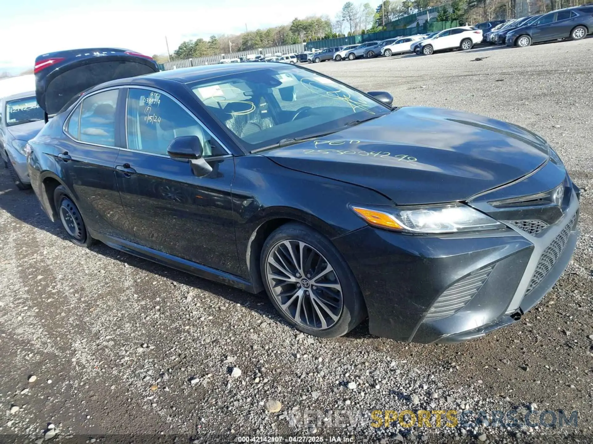 1 Photograph of a damaged car 4T1G11AK9LU968933 TOYOTA CAMRY 2020
