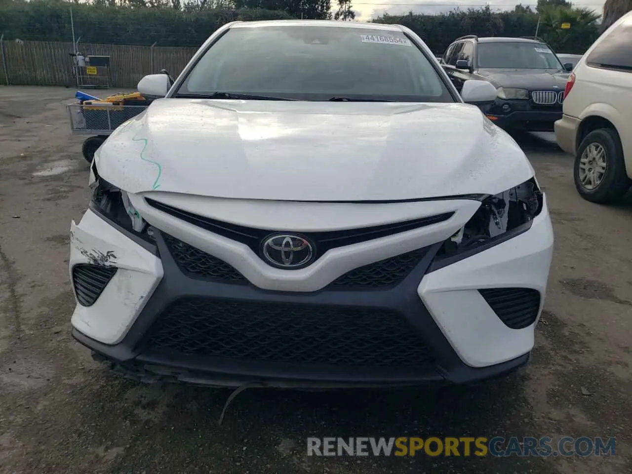 5 Photograph of a damaged car 4T1G11AK9LU970049 TOYOTA CAMRY 2020