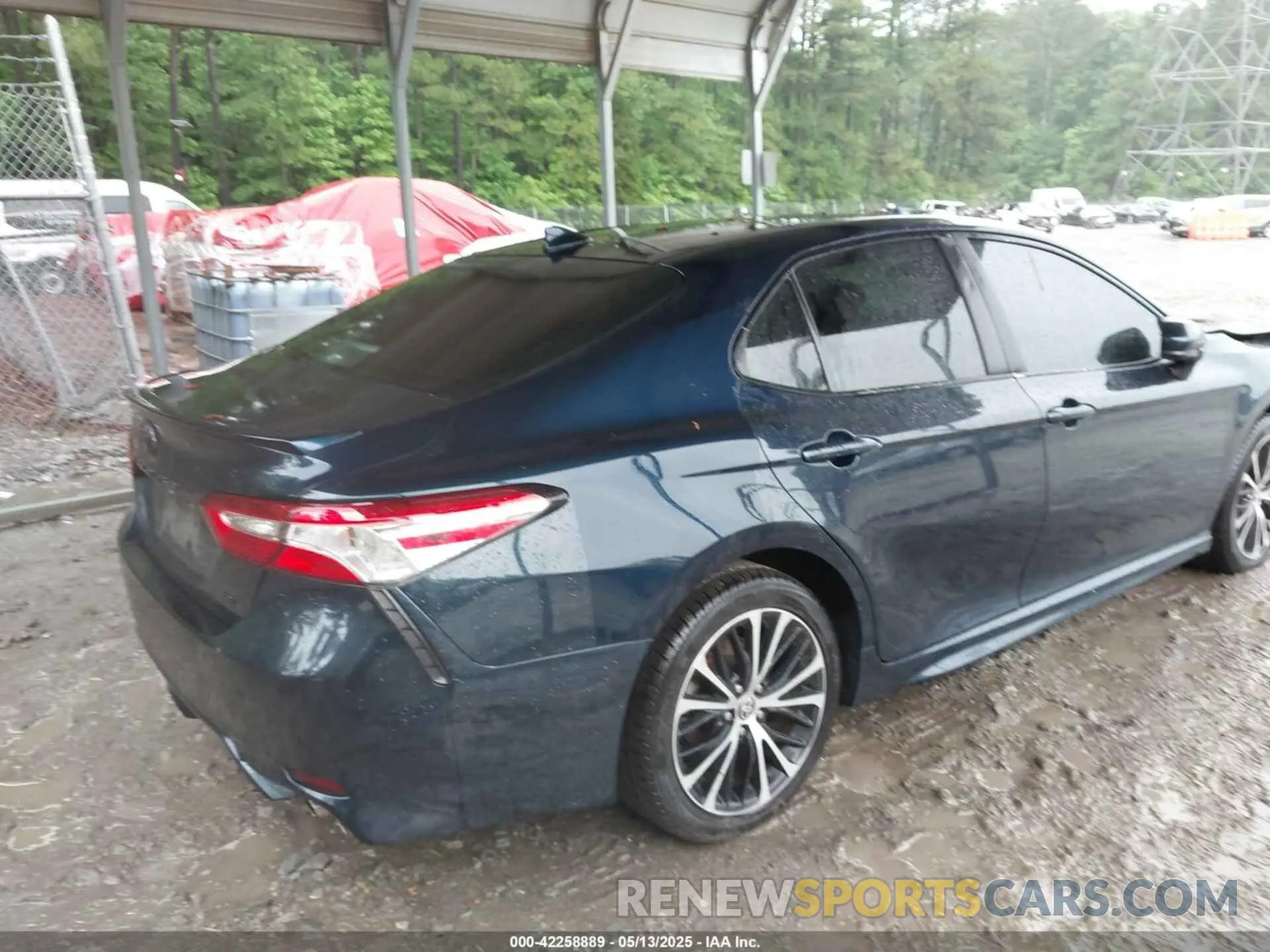 4 Photograph of a damaged car 4T1G11AK9LU979477 TOYOTA CAMRY 2020