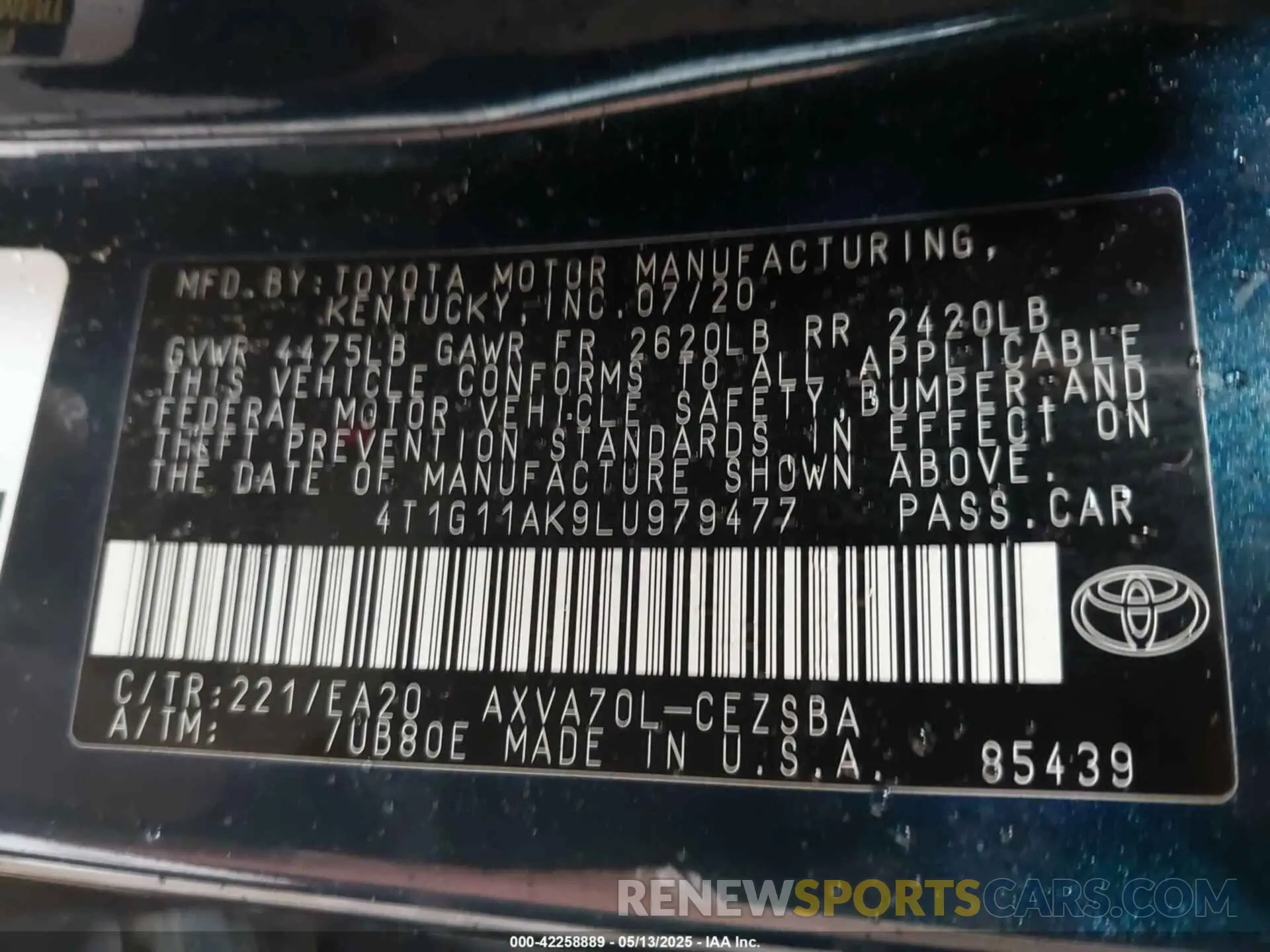 9 Photograph of a damaged car 4T1G11AK9LU979477 TOYOTA CAMRY 2020